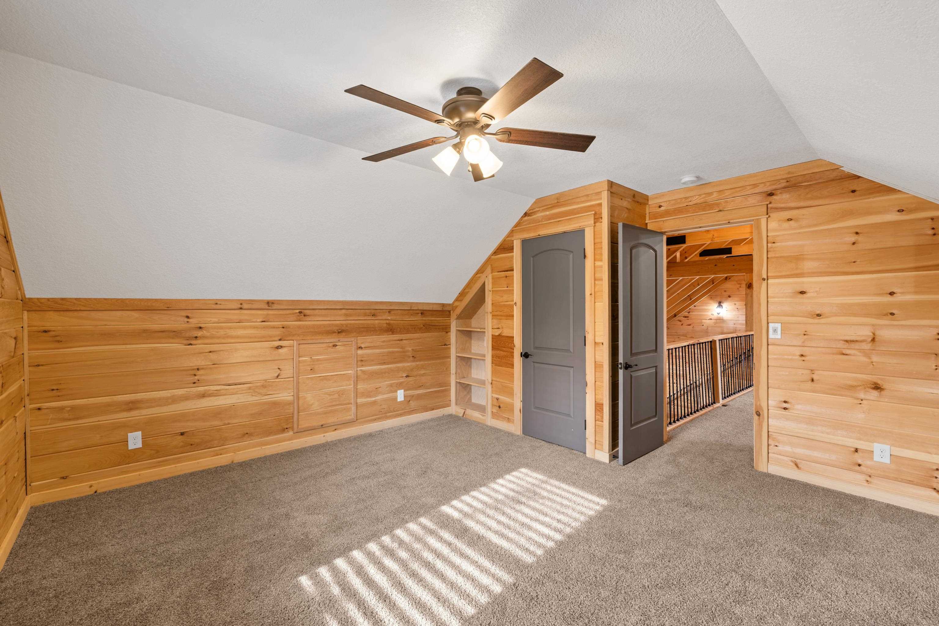 179 PASSAGE LN