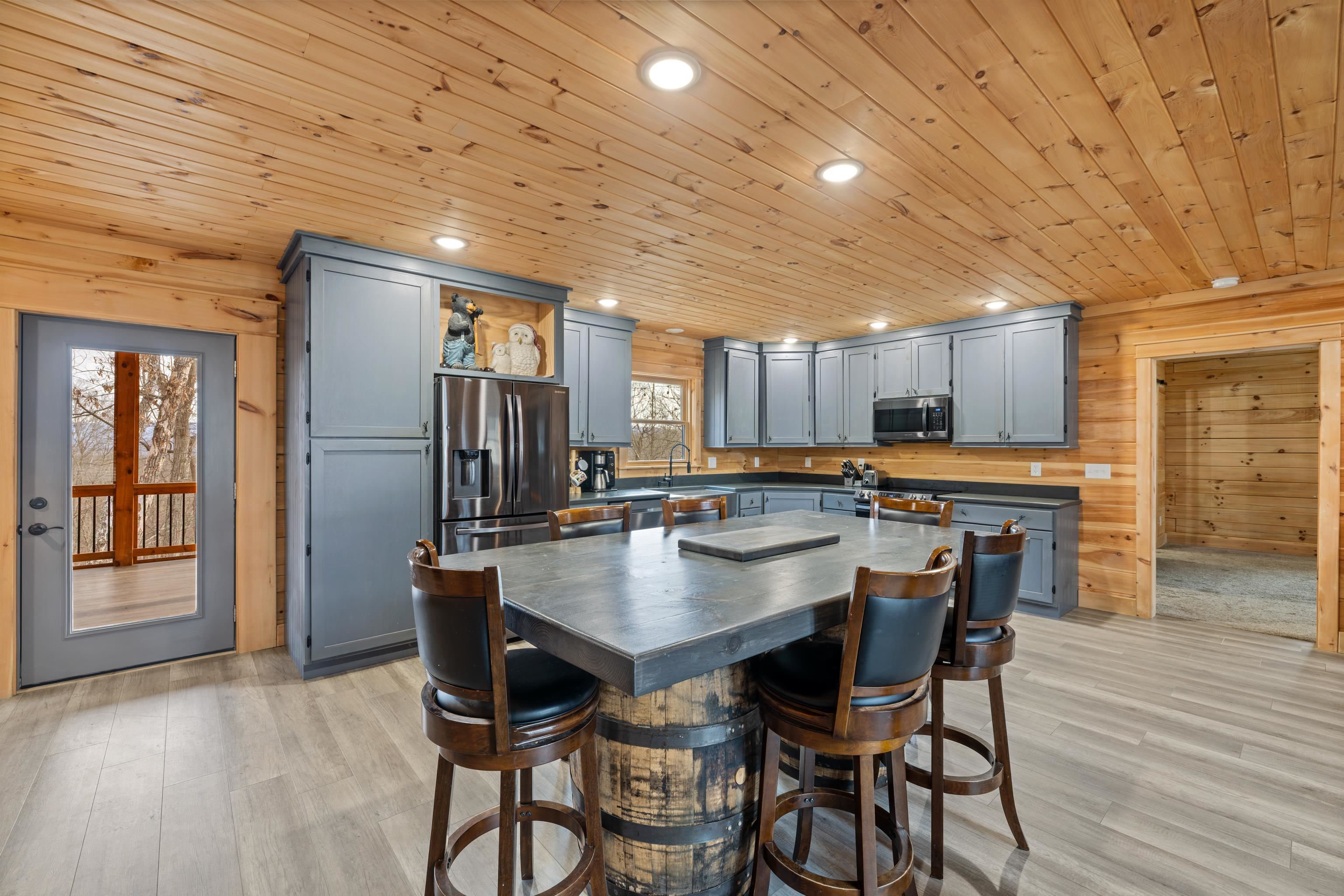 179 PASSAGE LN