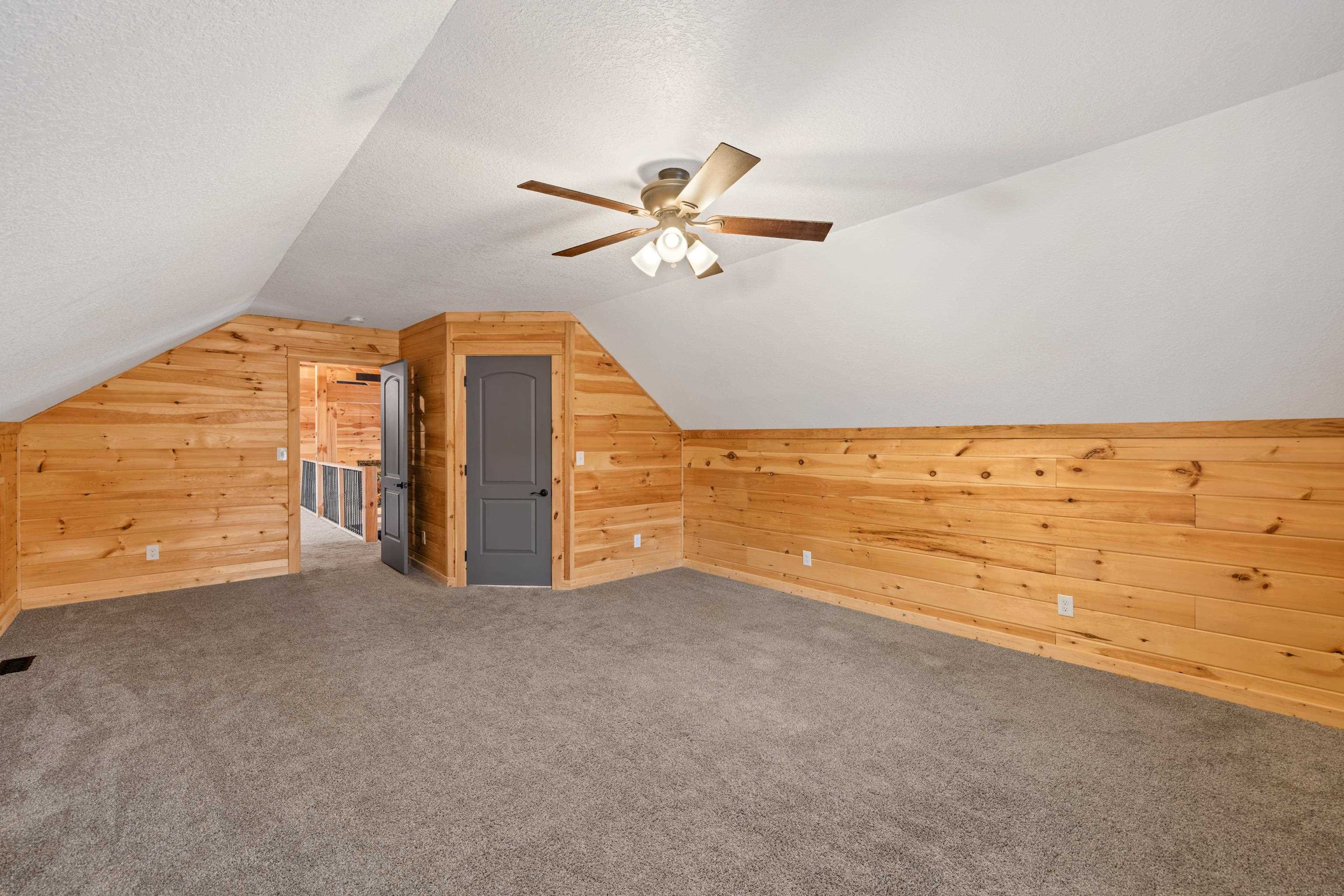 179 PASSAGE LN