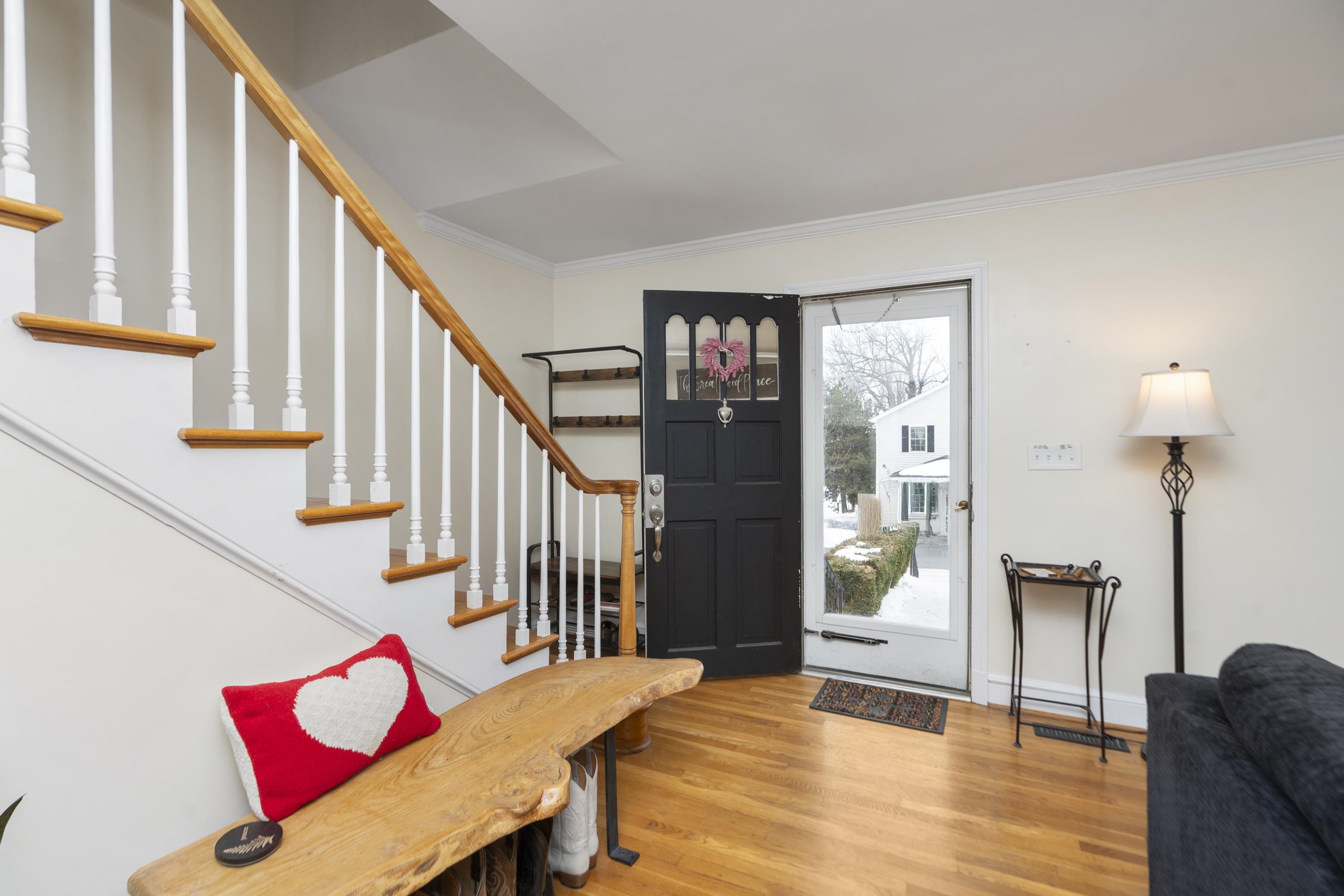 528 LOCUST AVE