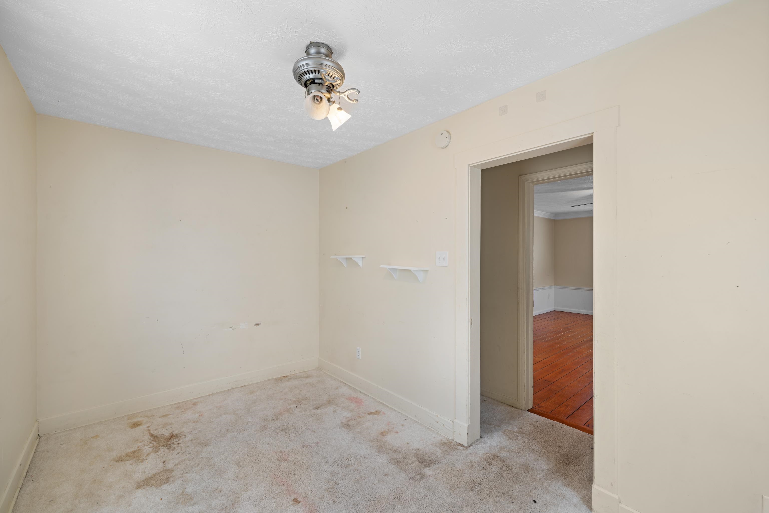 525 EAST SIDE HWY