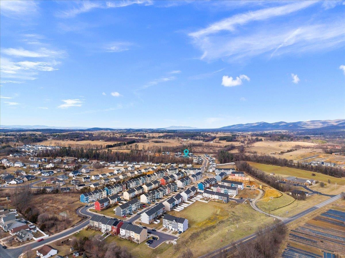 332 WHITE BIRCH RD