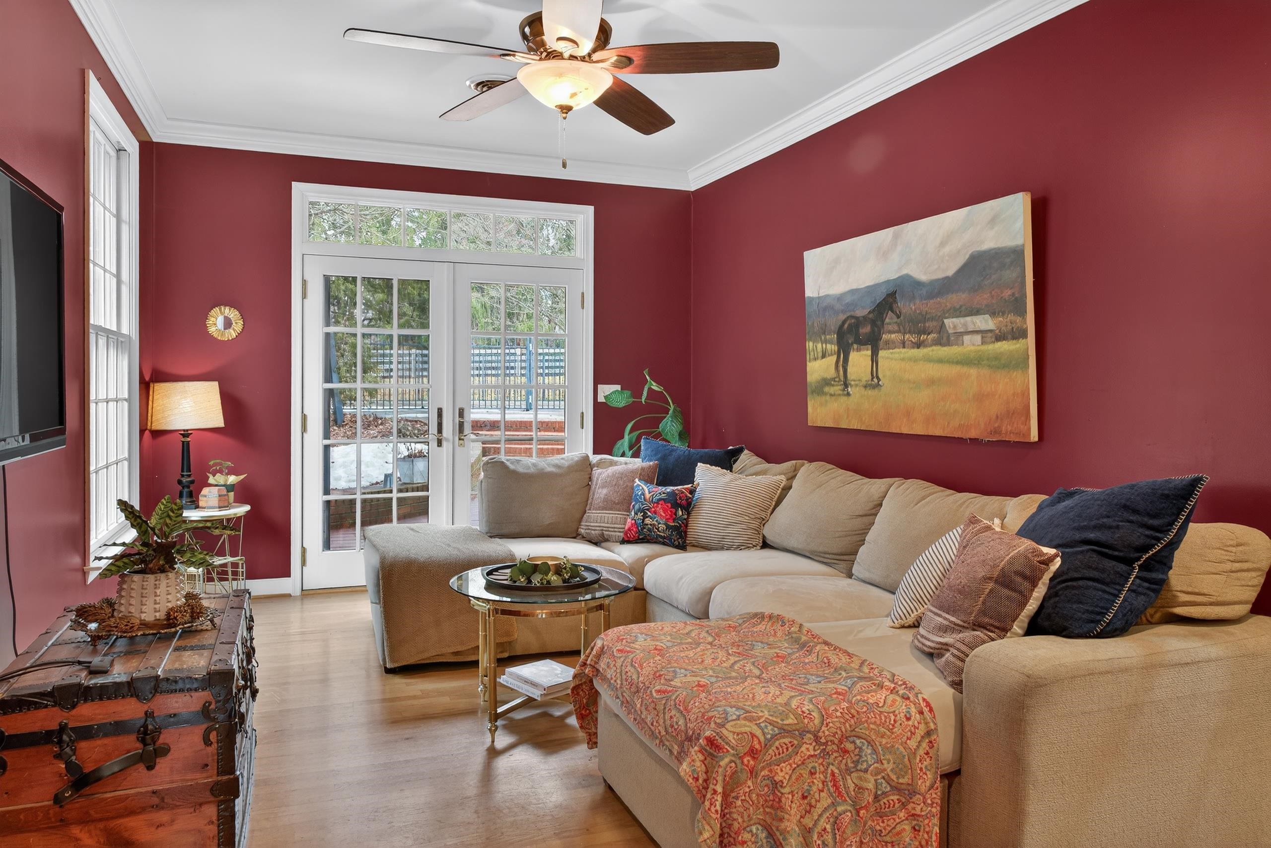 829 GREENWAY CIR