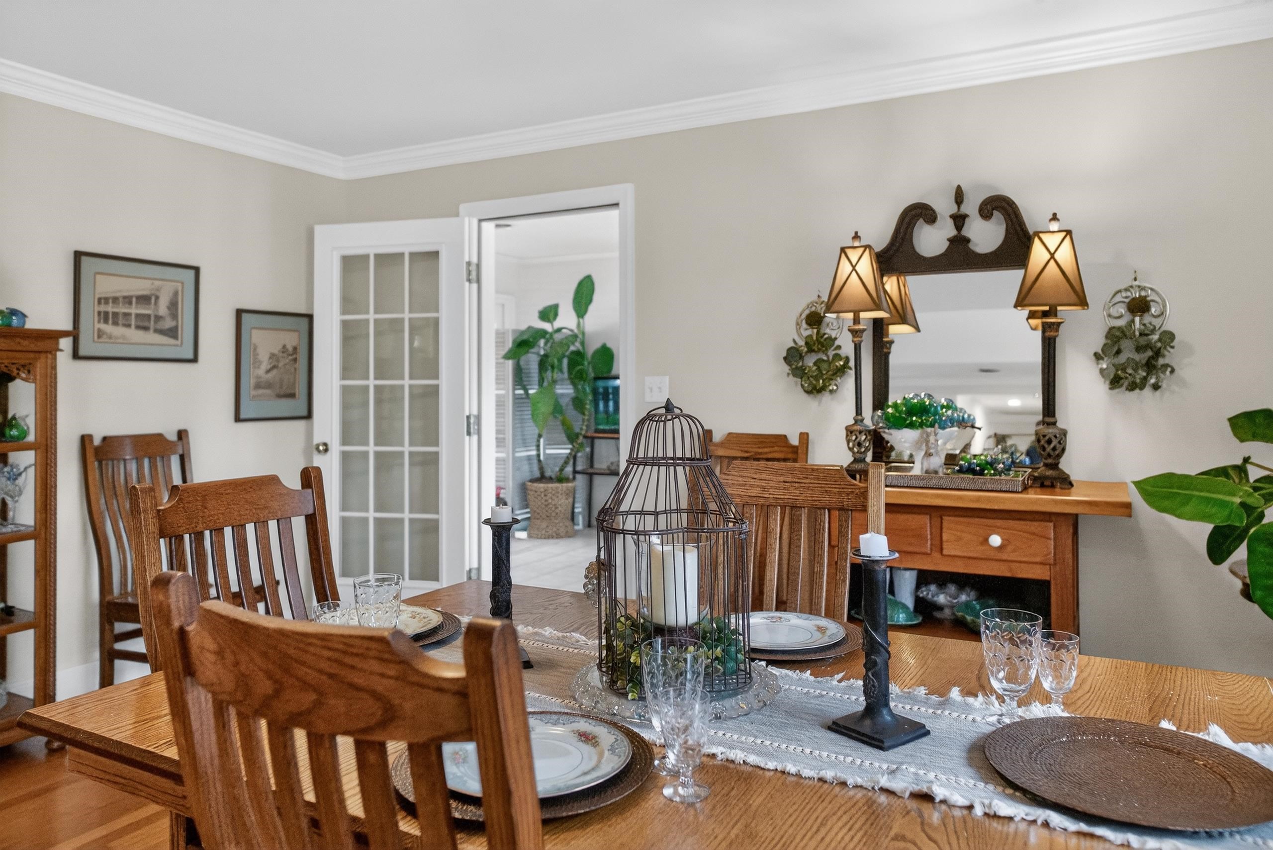 829 GREENWAY CIR