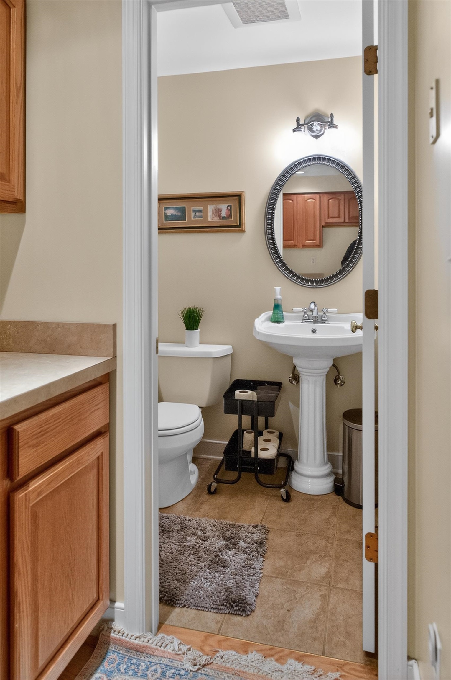 829 GREENWAY CIR