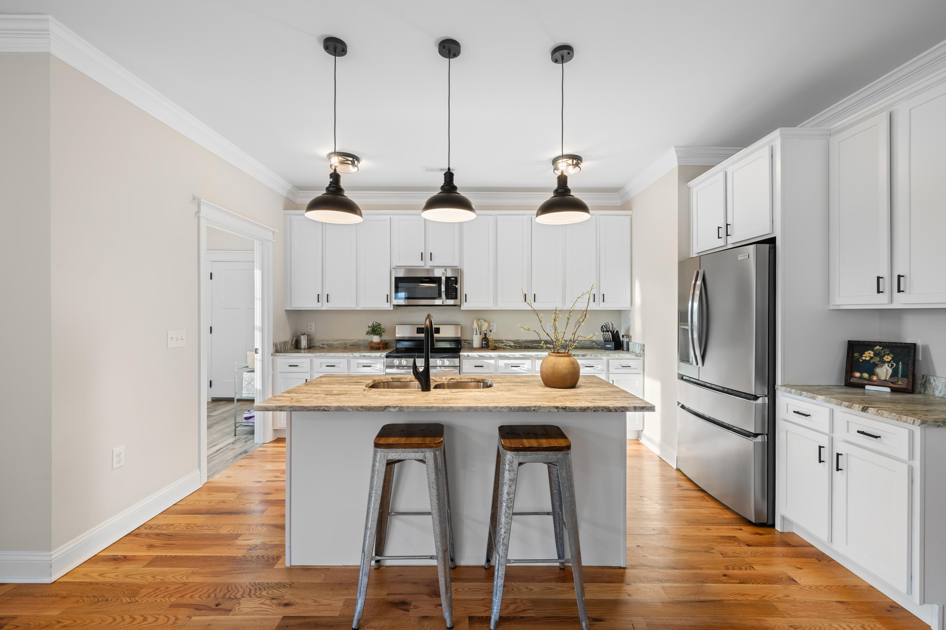 45 ROLLING OAKS DR