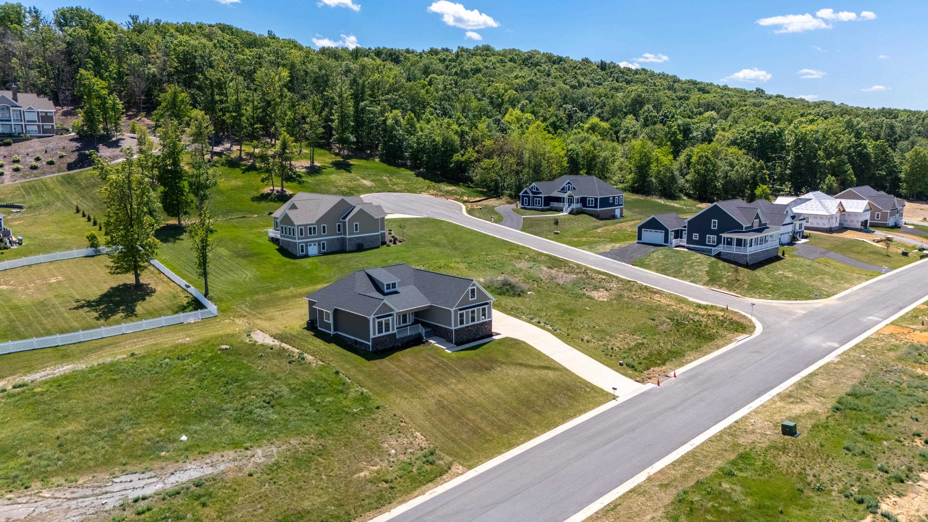 45 ROLLING OAKS DR