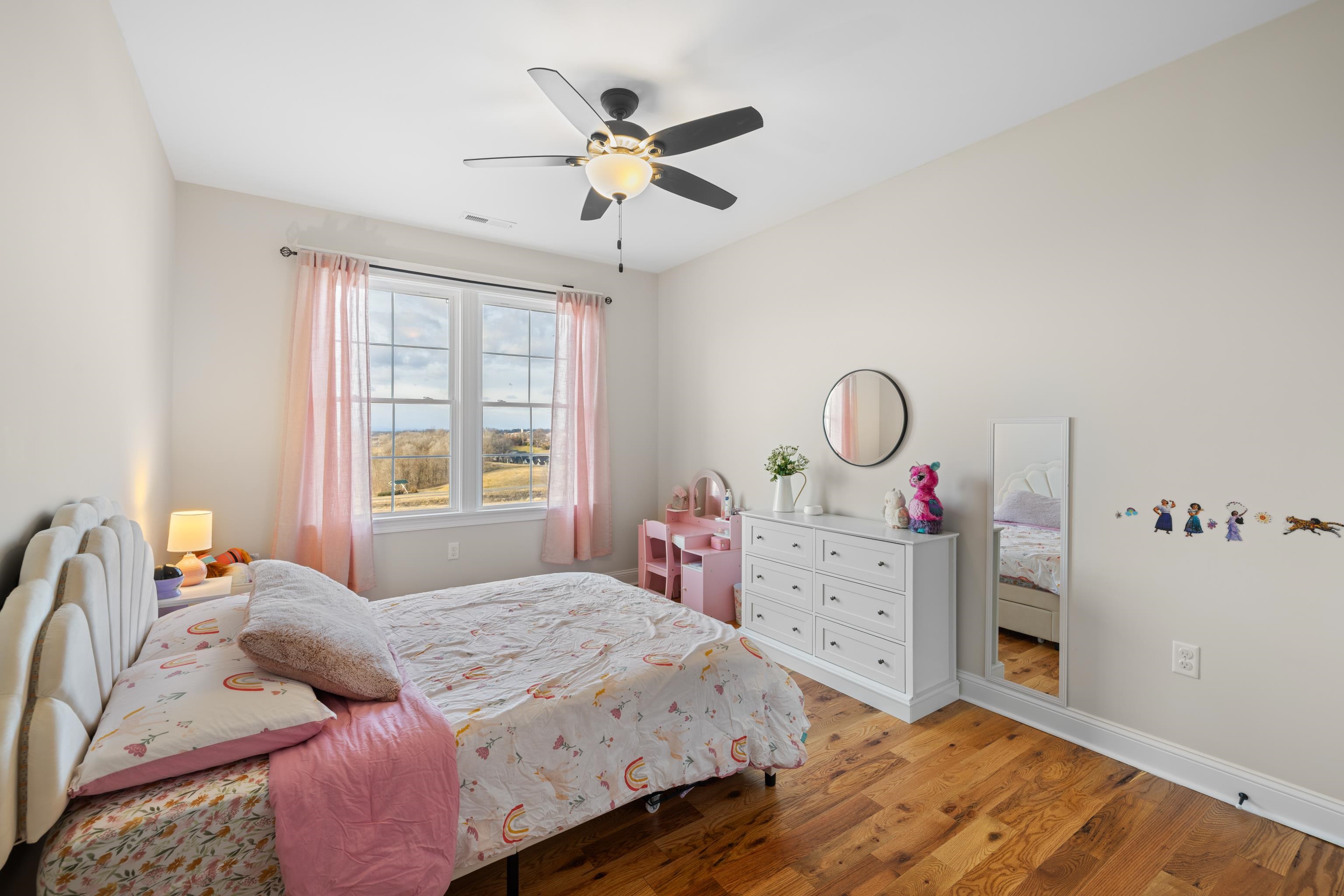 45 ROLLING OAKS DR