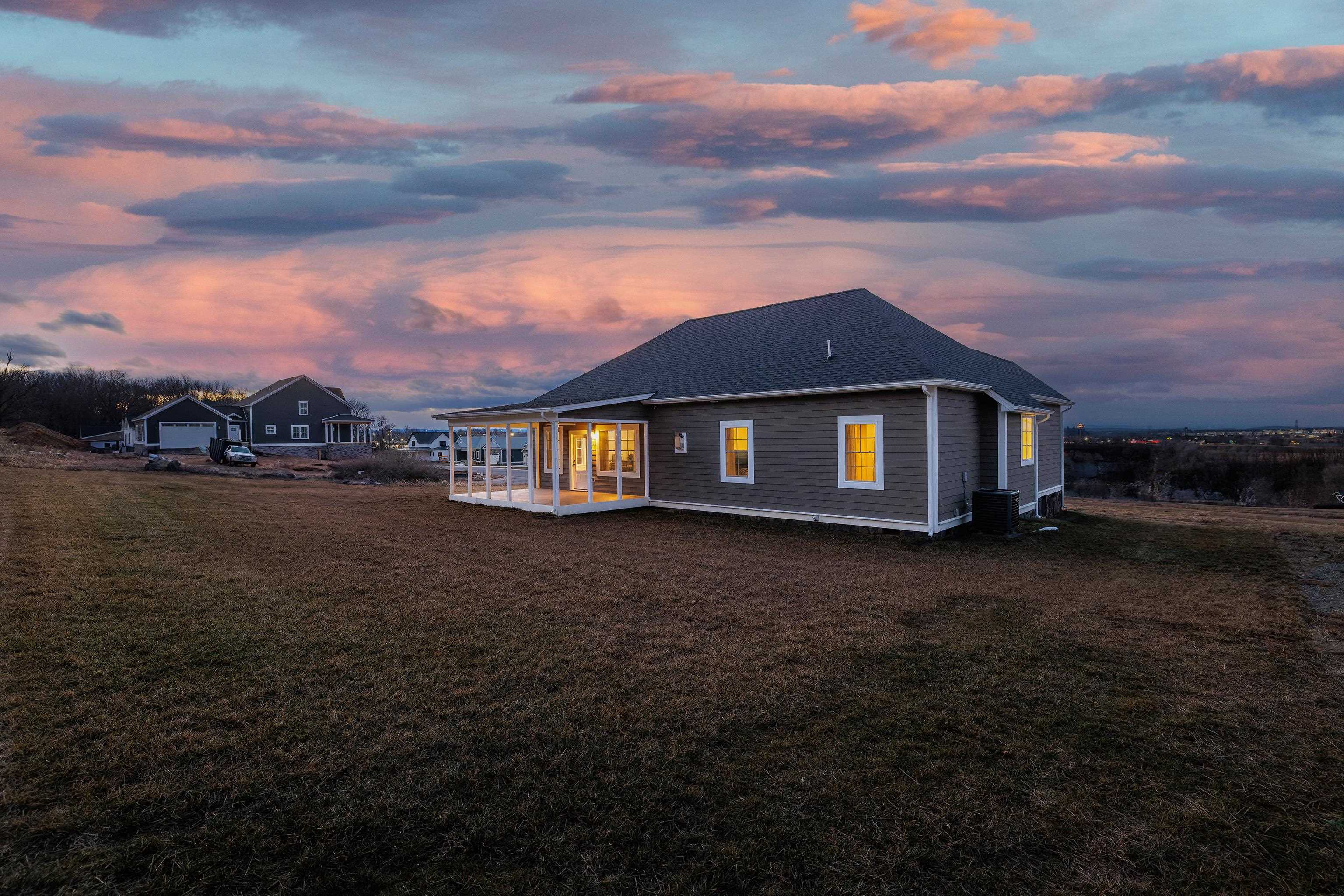 45 ROLLING OAKS DR