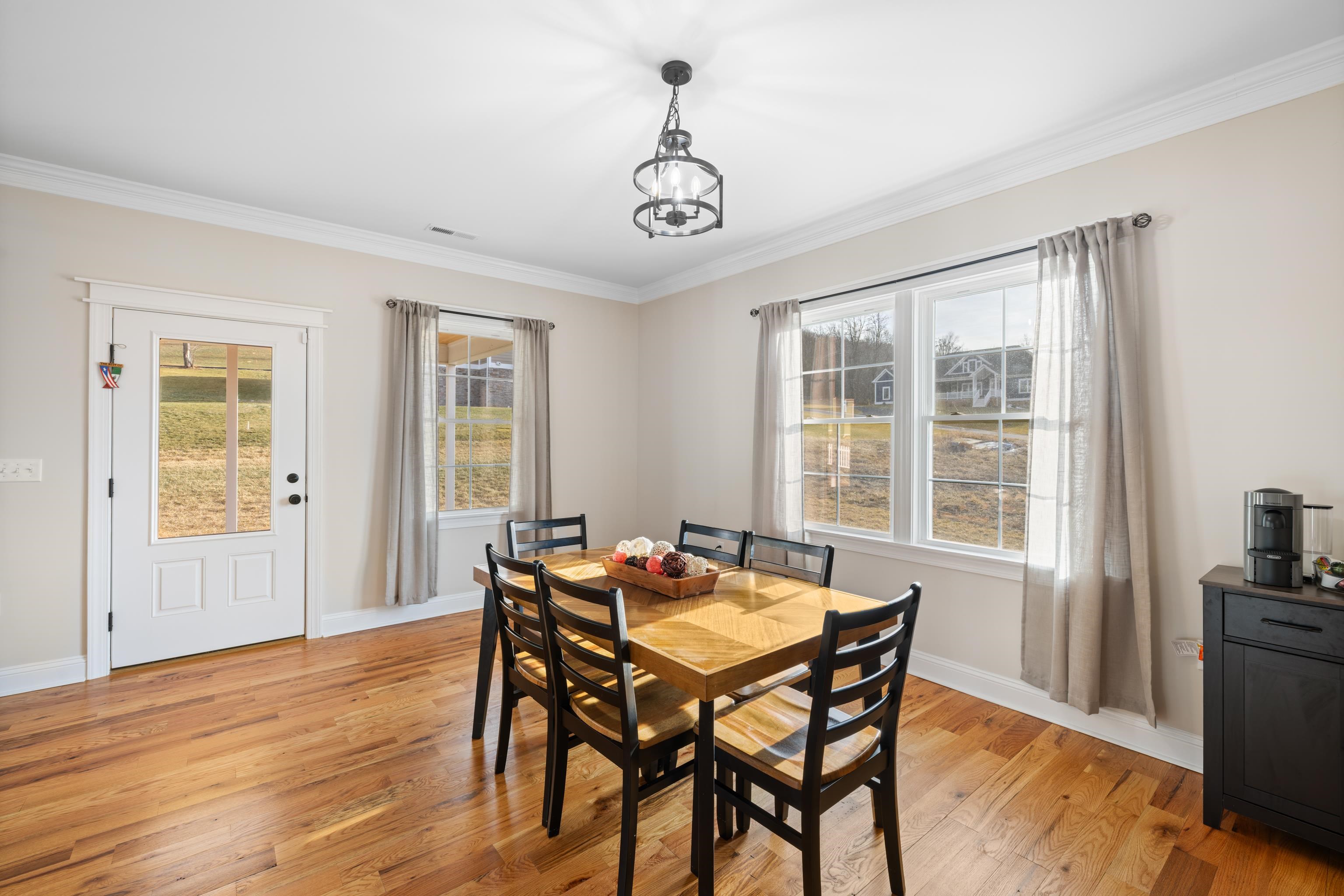 45 ROLLING OAKS DR