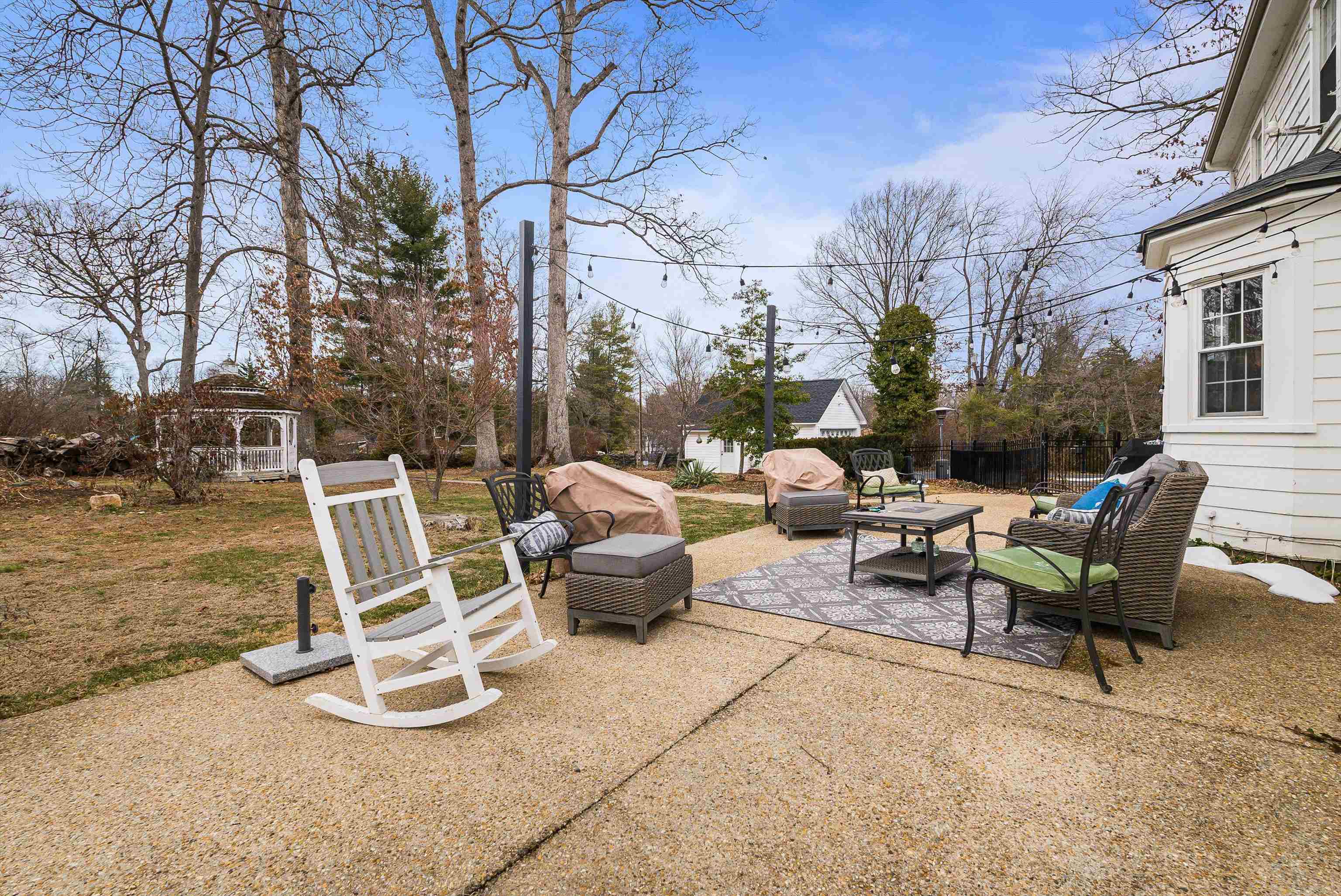 701 ROSSER AVE
