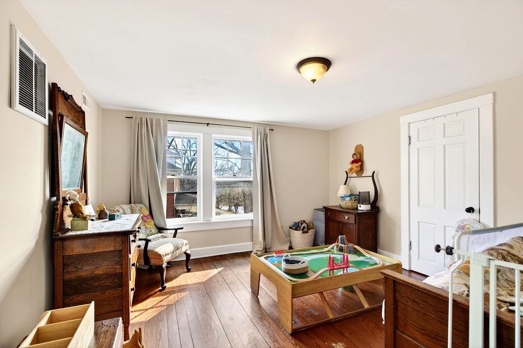 1521 CHURCHVILLE AVE