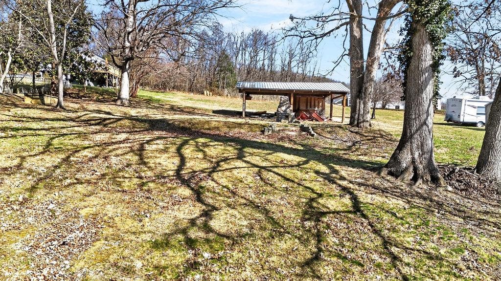 1521 CHURCHVILLE AVE