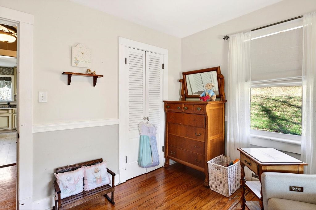 1521 CHURCHVILLE AVE