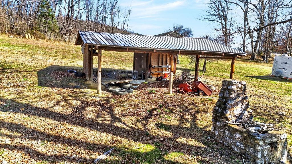 1521 CHURCHVILLE AVE