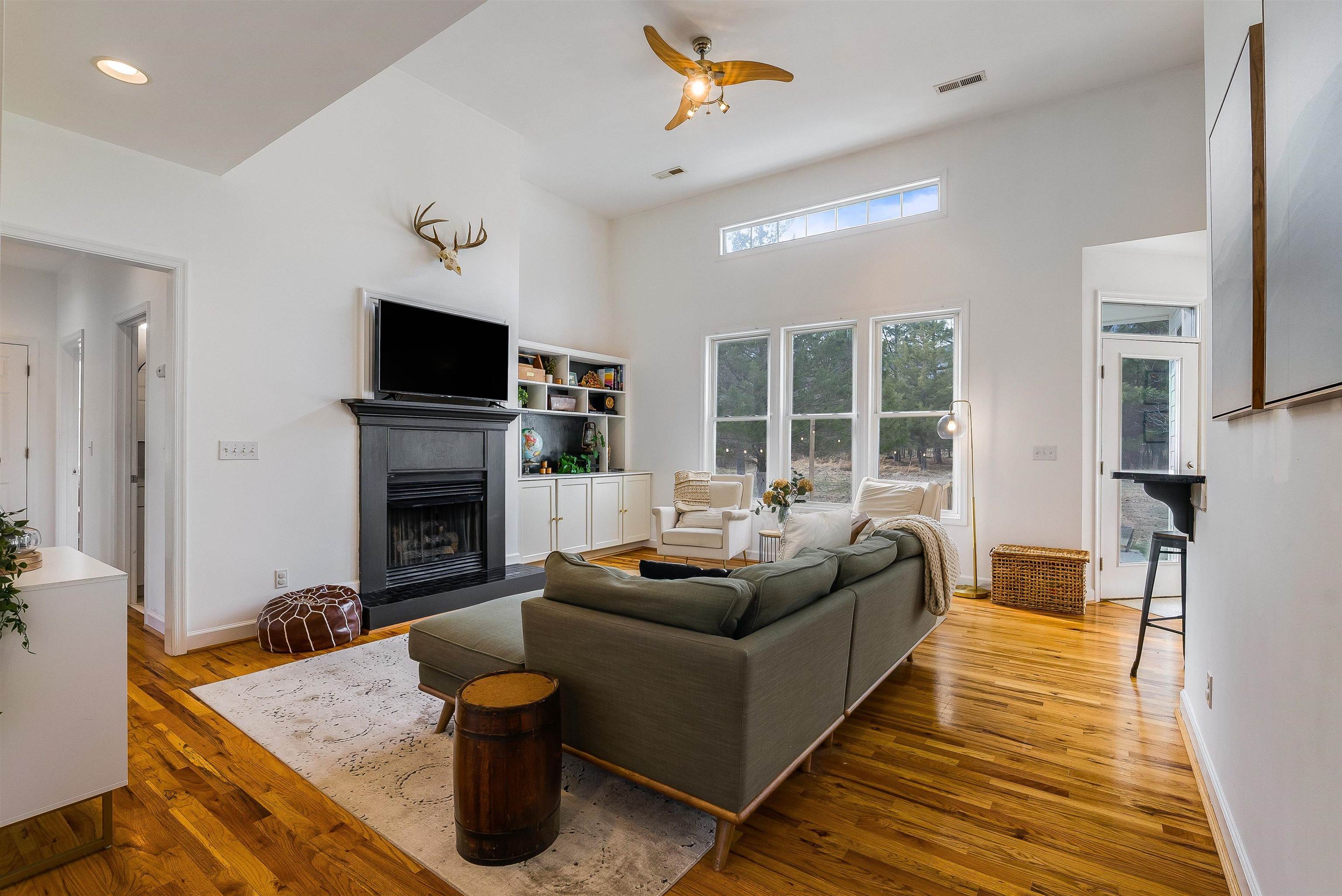 446 ROCKFISH SCHOOL LN