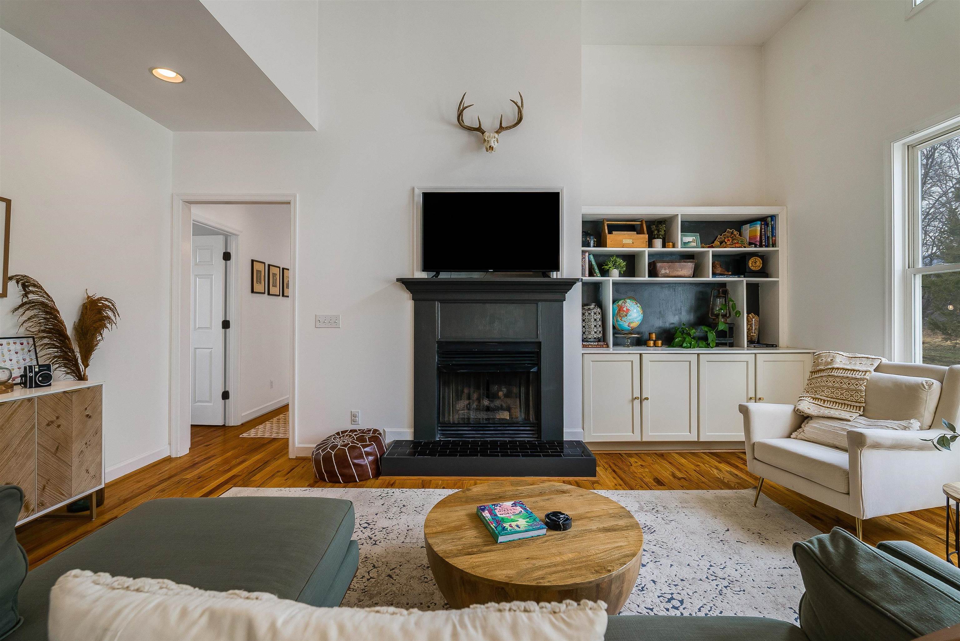 446 ROCKFISH SCHOOL LN