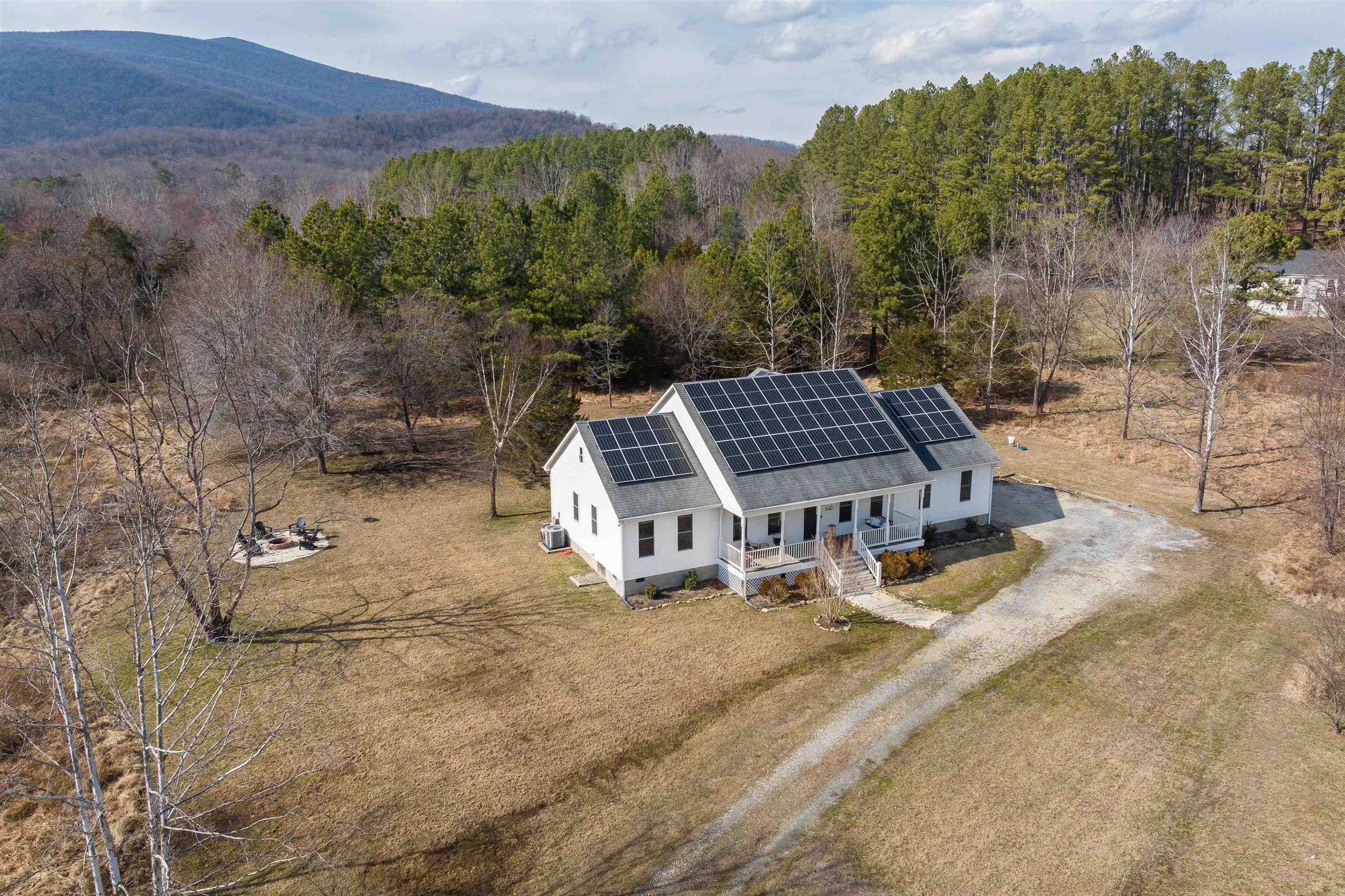 446 ROCKFISH SCHOOL LN