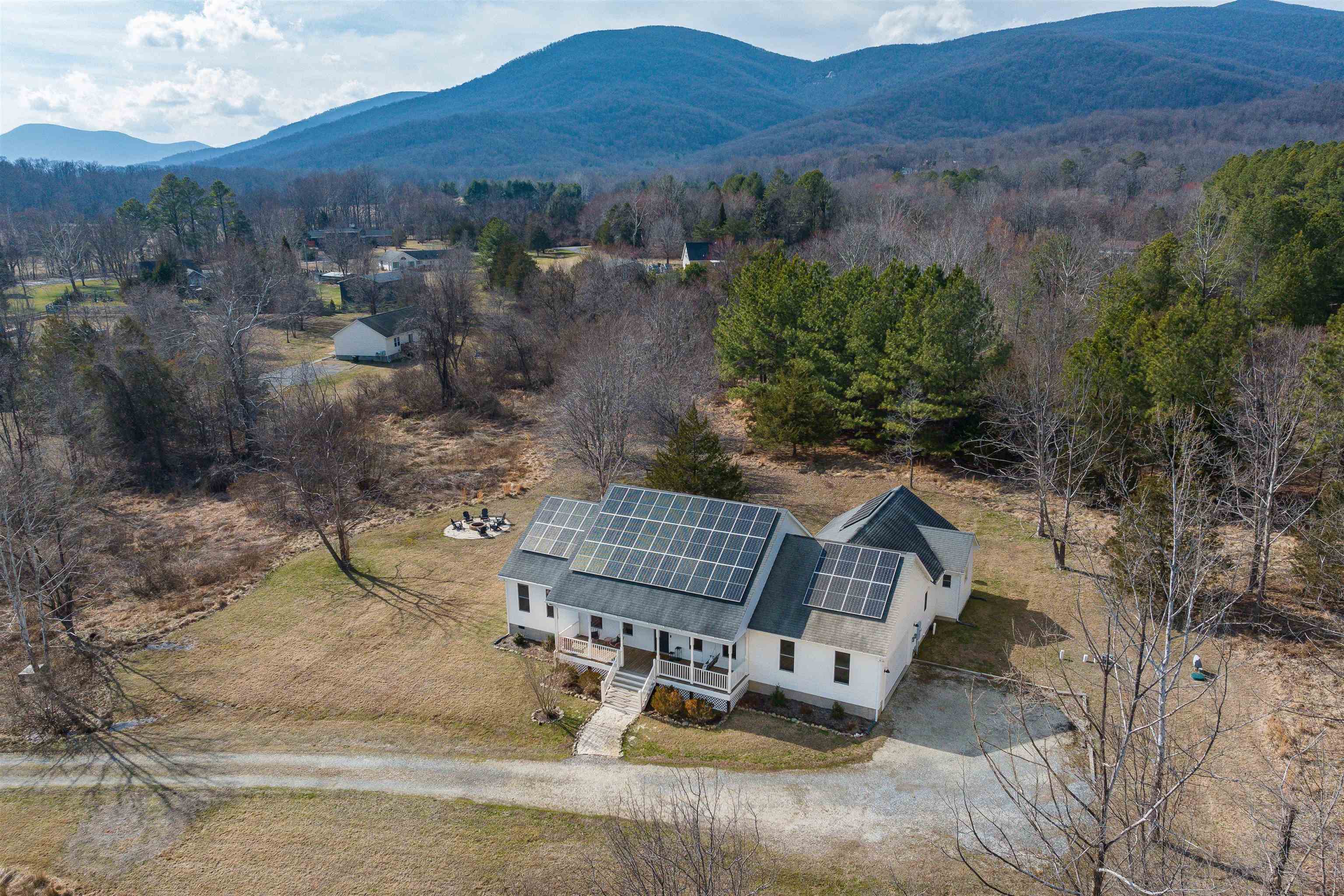 446 ROCKFISH SCHOOL LN