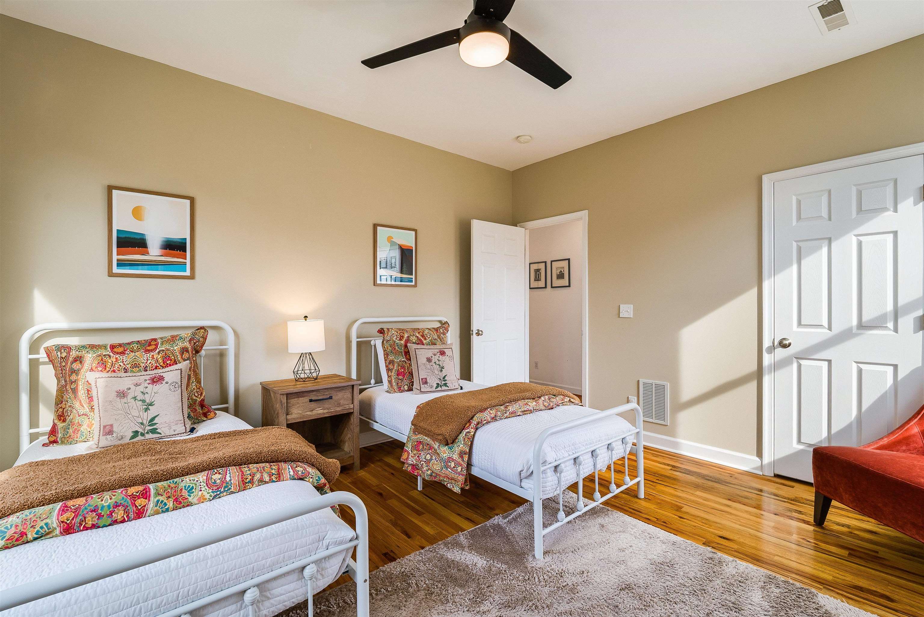 446 ROCKFISH SCHOOL LN