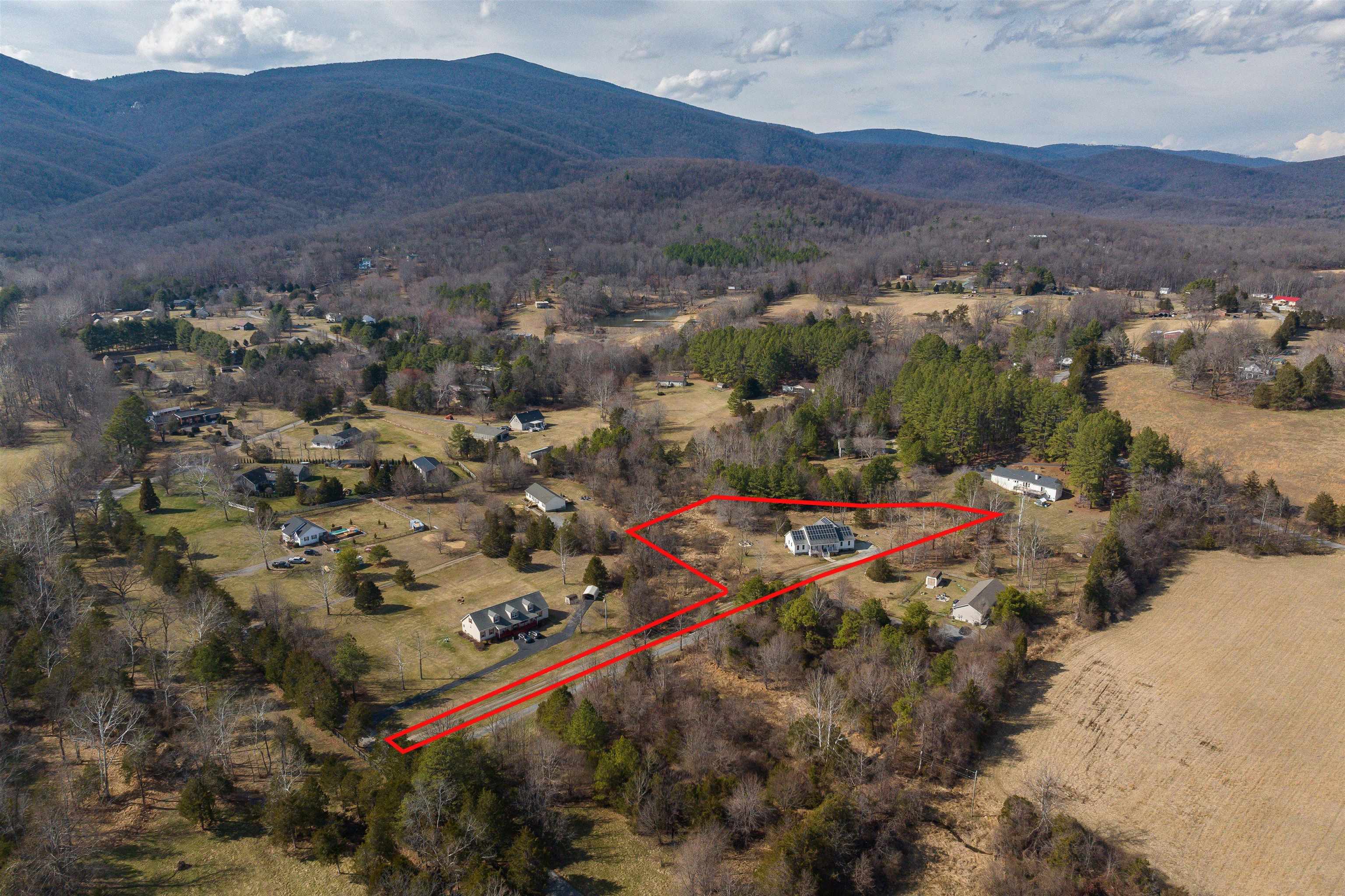 446 ROCKFISH SCHOOL LN