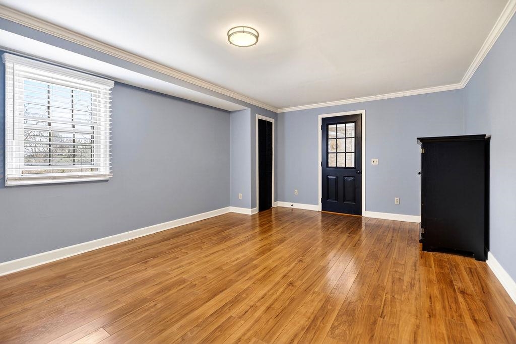 224 MEADOWBROOK RD