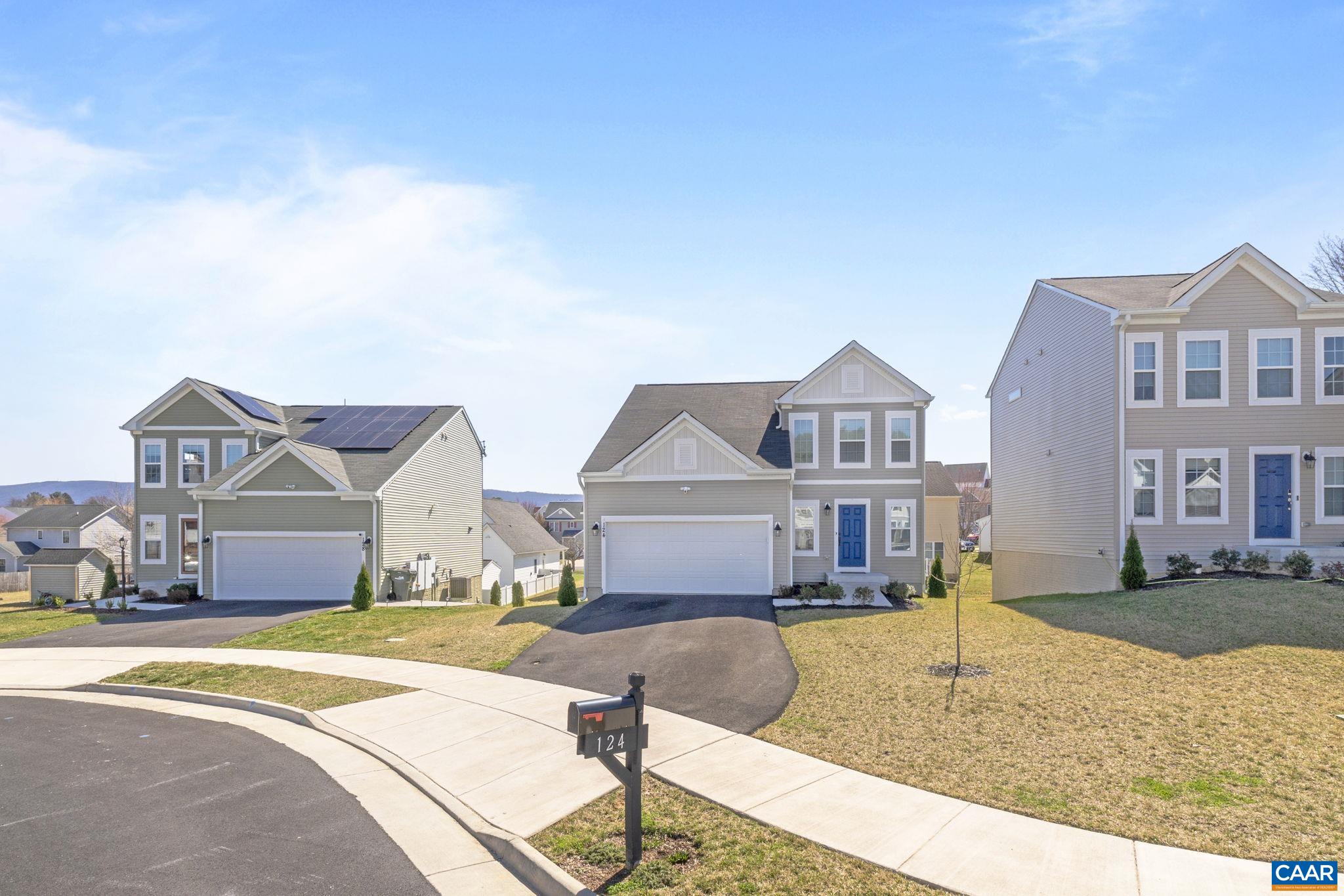 124 SHADY CT
