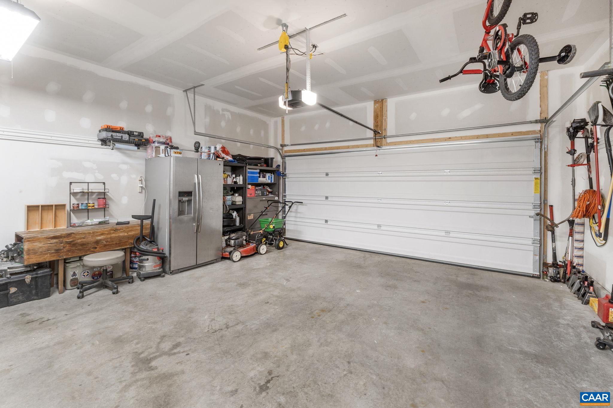 124 SHADY CT