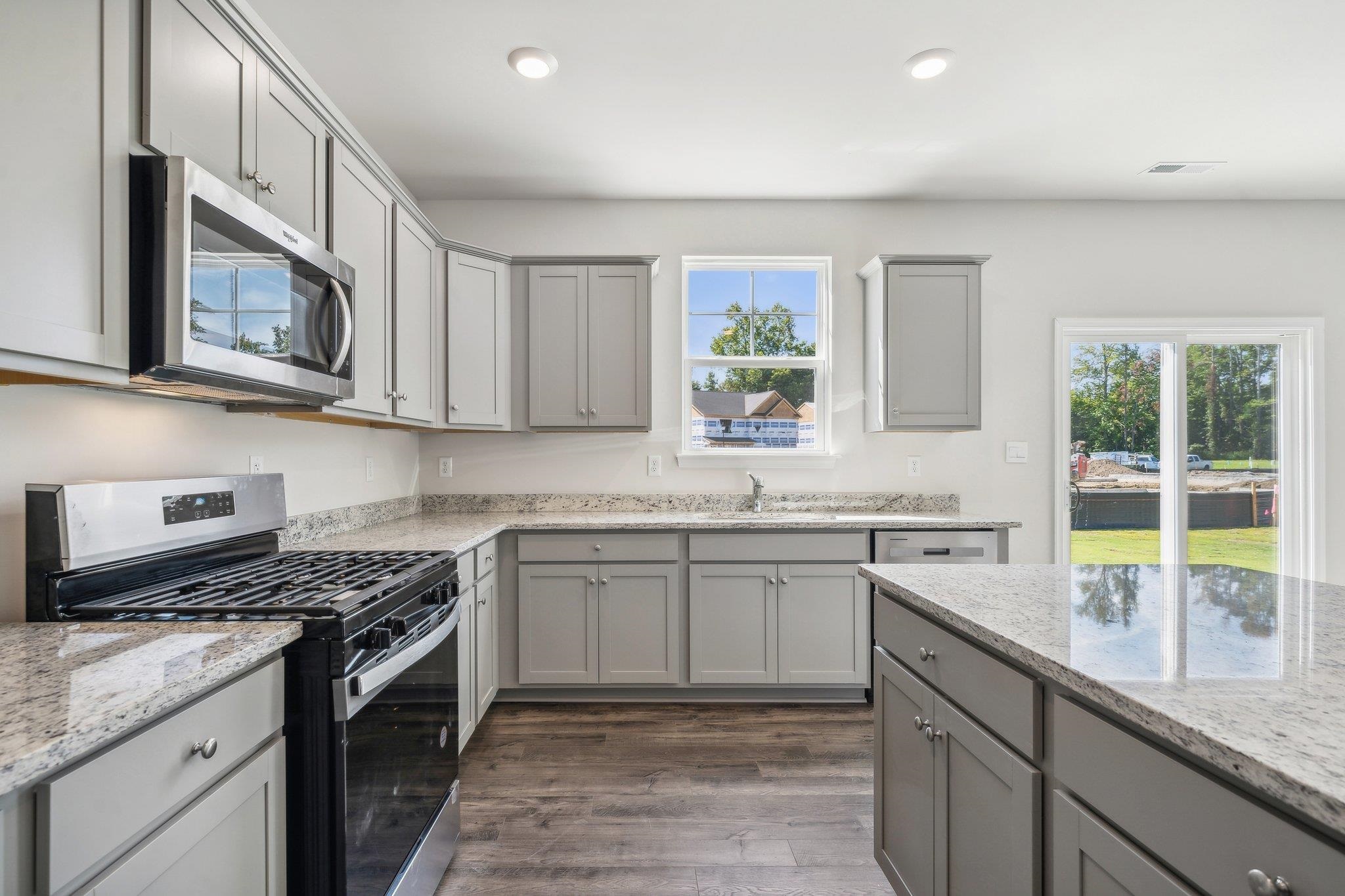 80 WHISPERING OAKS DR