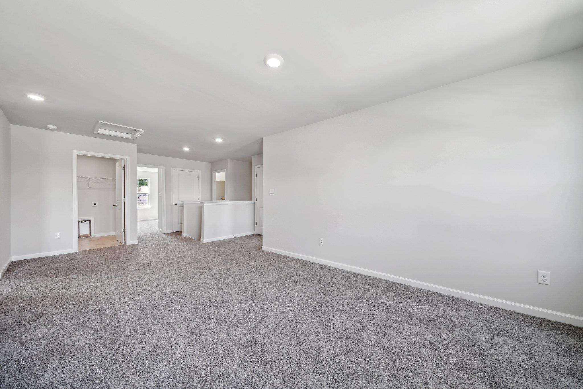 80 WHISPERING OAKS DR