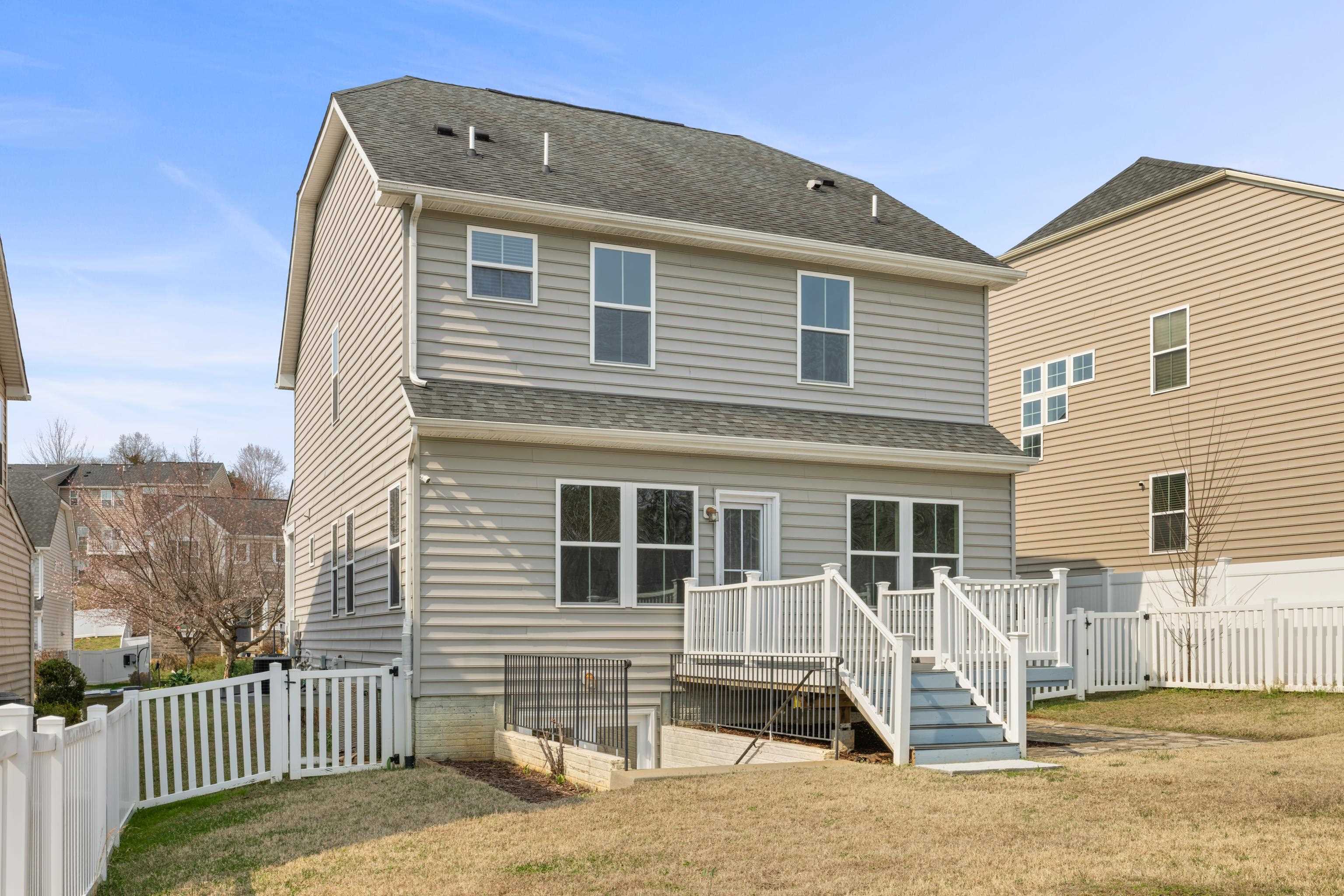 4517 BRIARWOOD DR