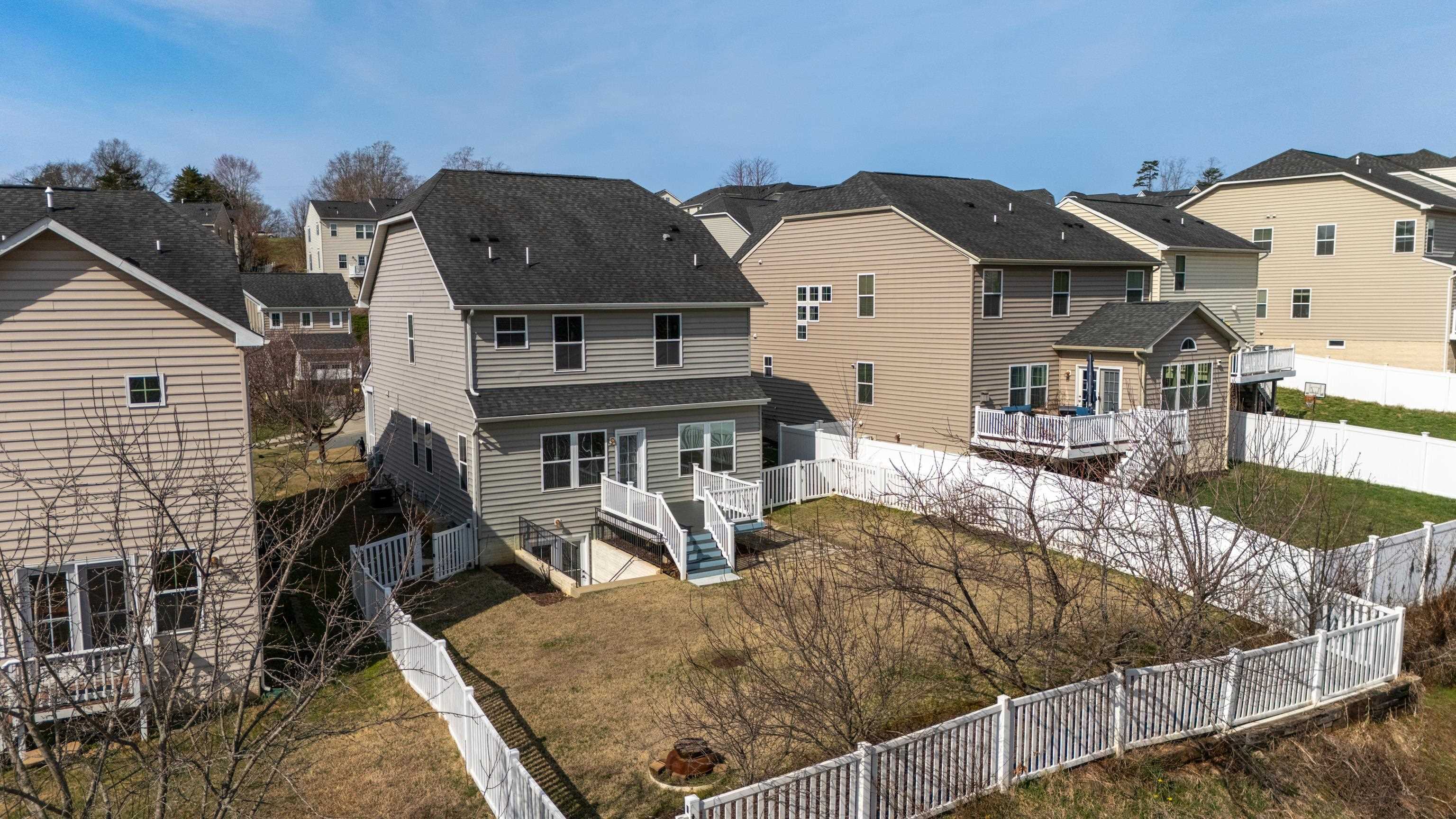4517 BRIARWOOD DR