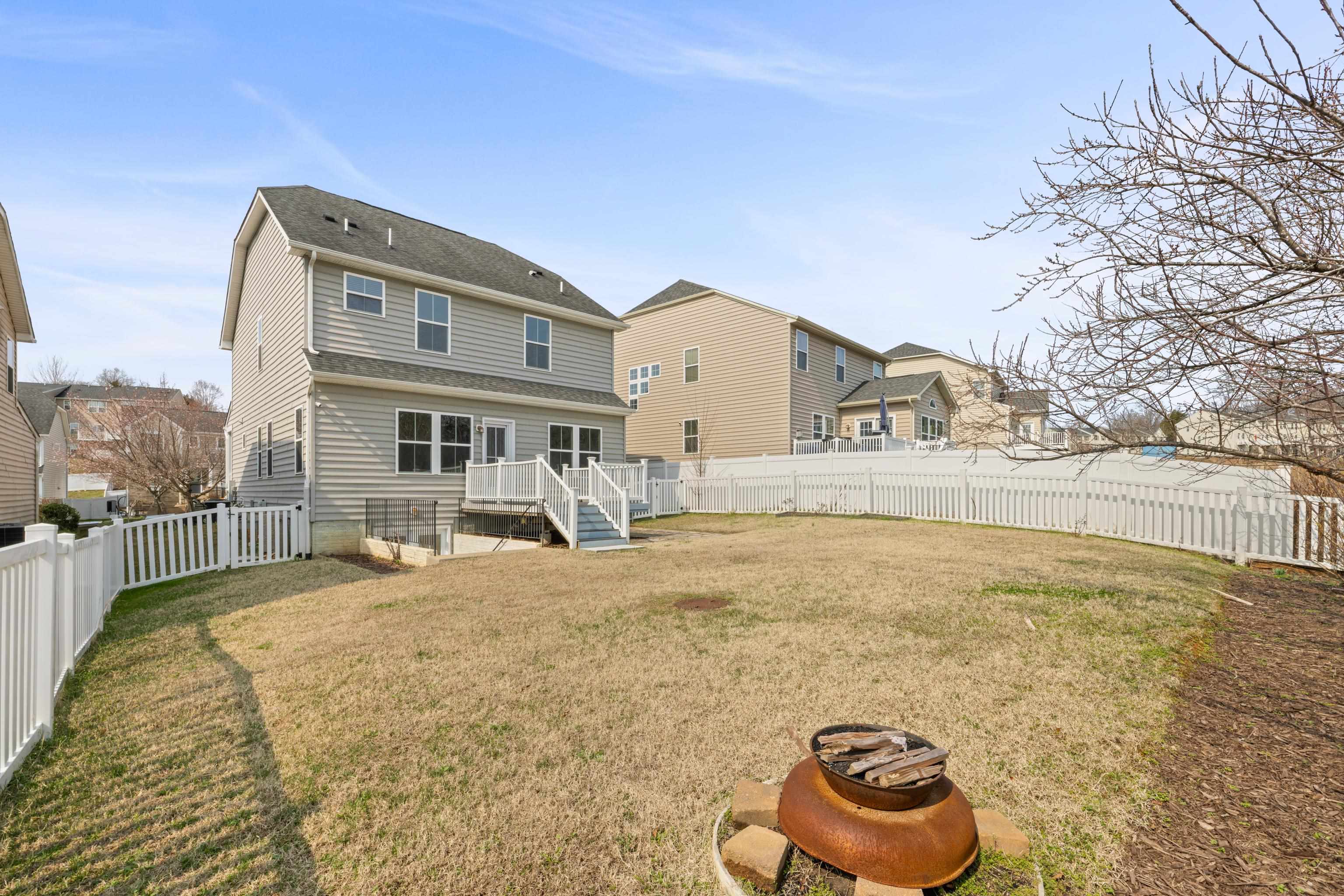 4517 BRIARWOOD DR