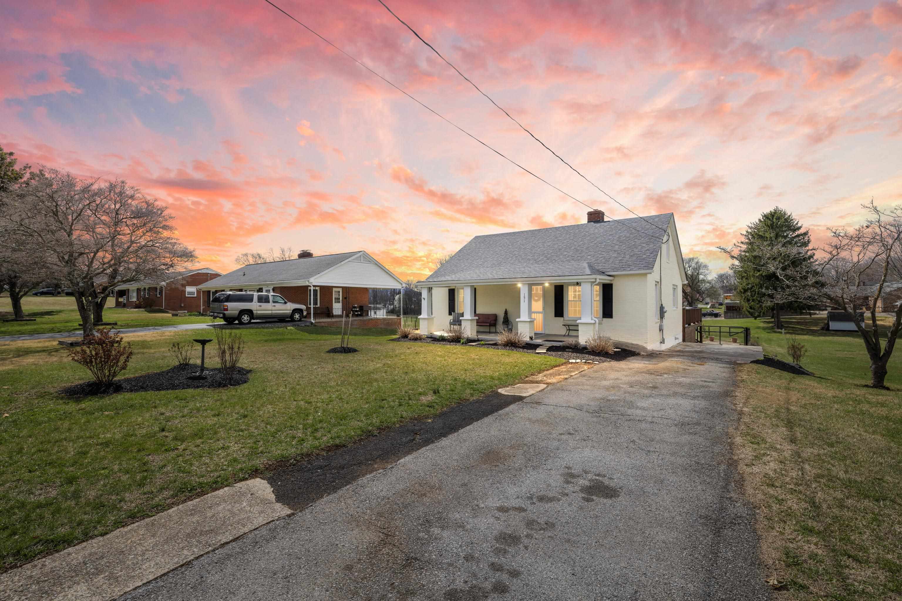 151 STUART AVE
