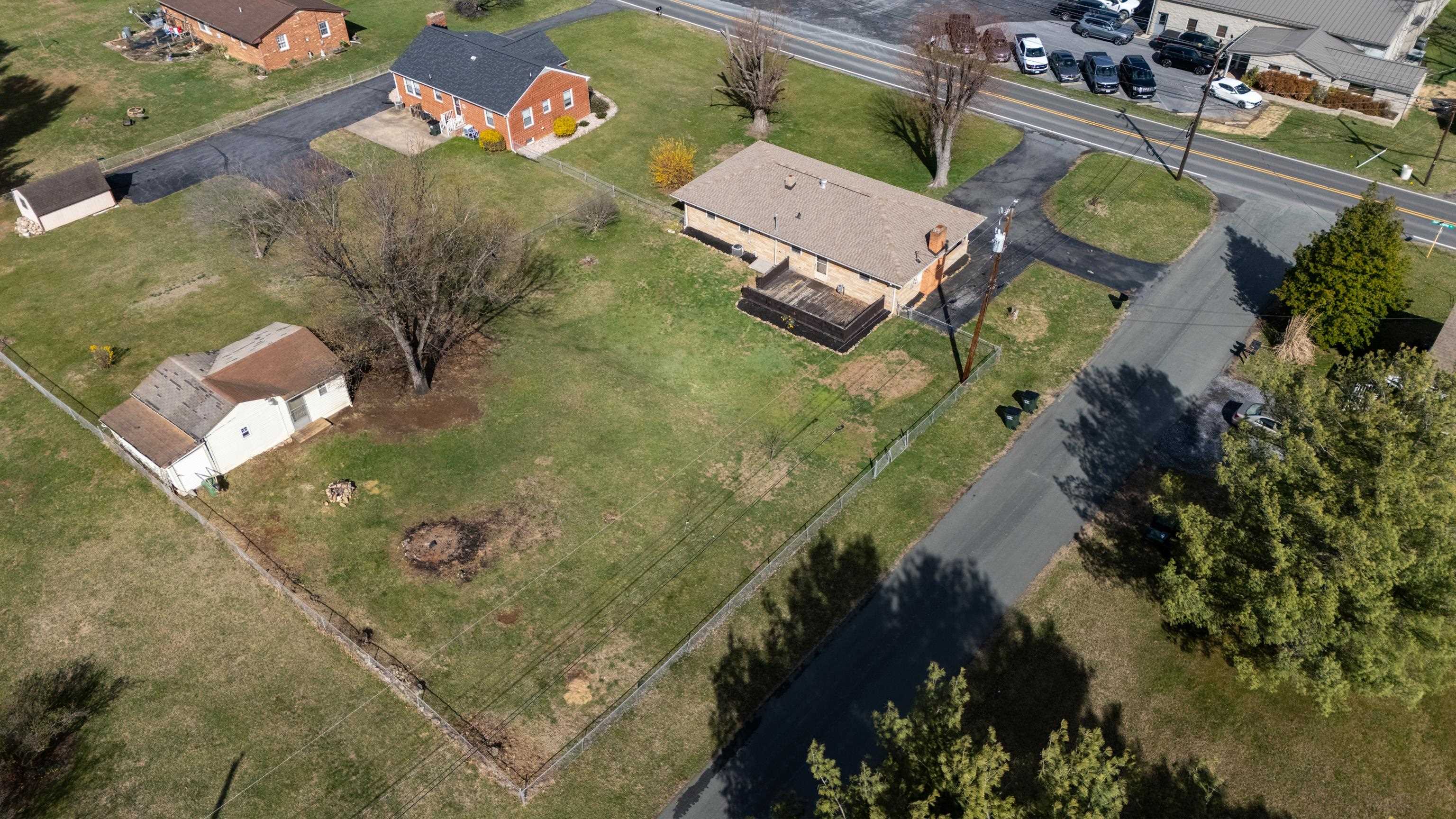 72 TINKLING SPRINGS RD