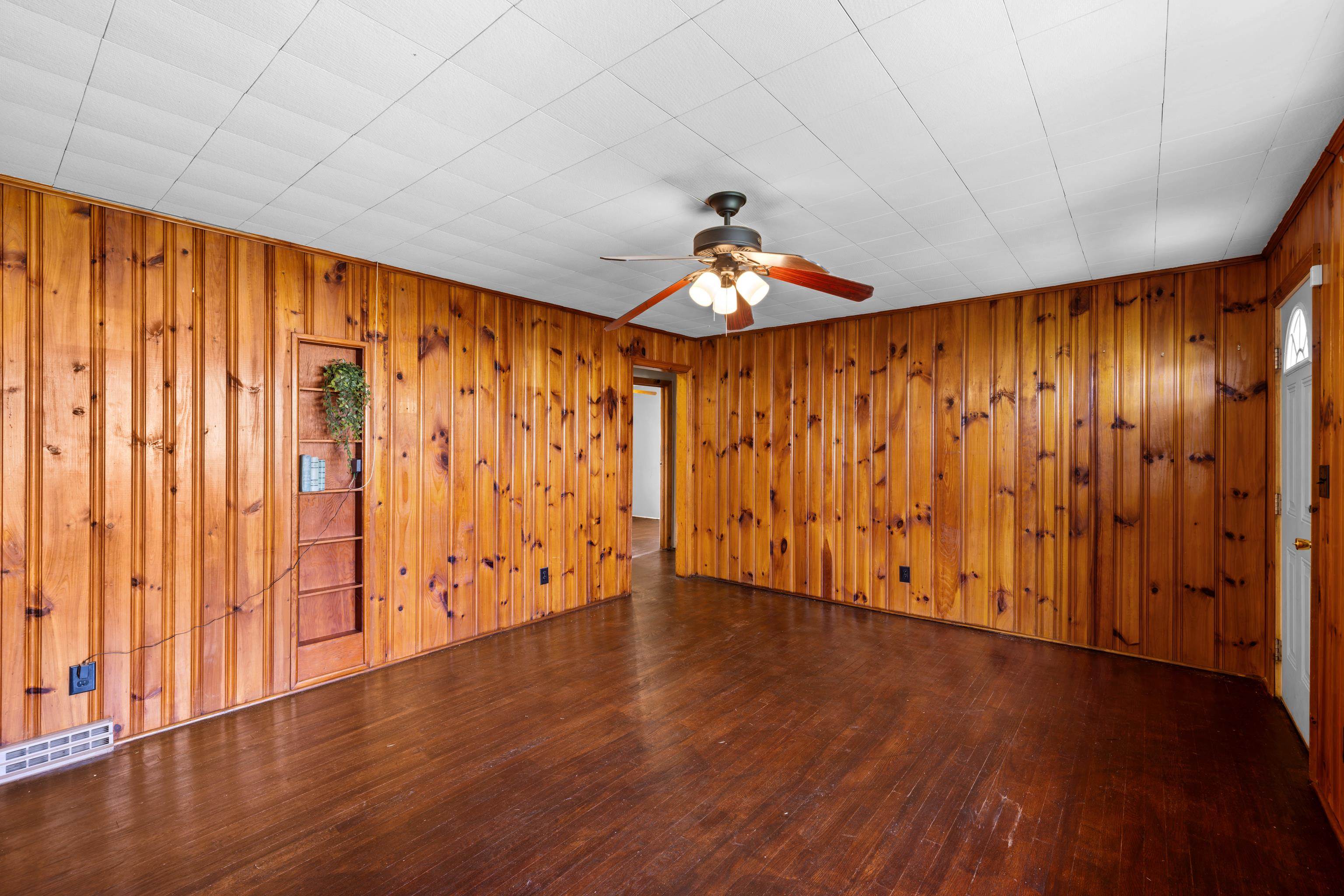 72 TINKLING SPRINGS RD