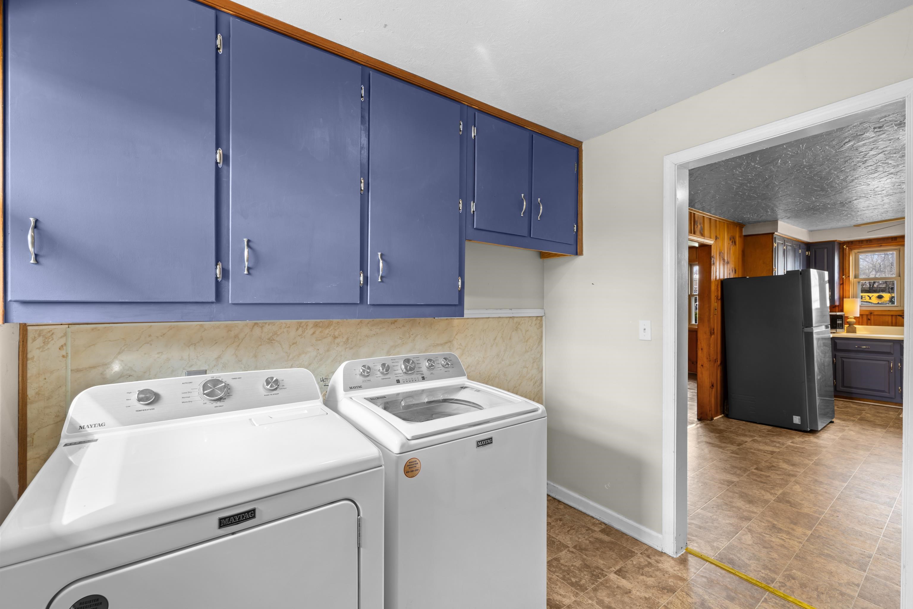 72 TINKLING SPRINGS RD