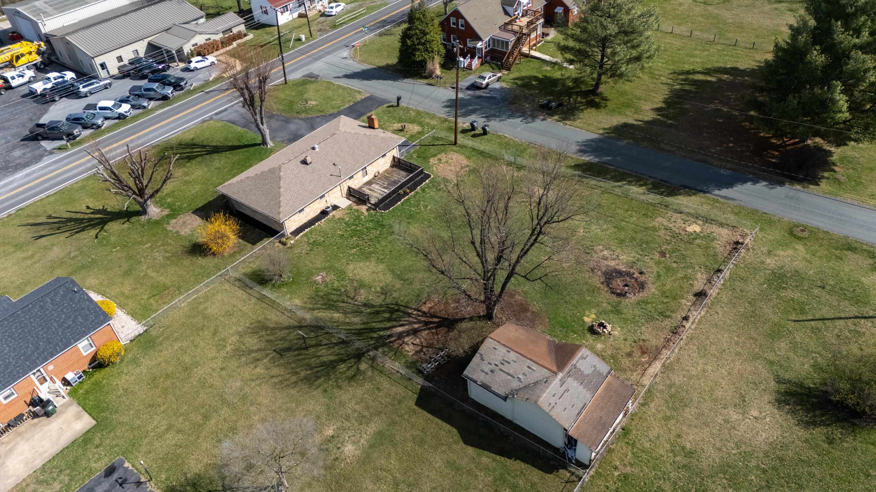 72 TINKLING SPRINGS RD