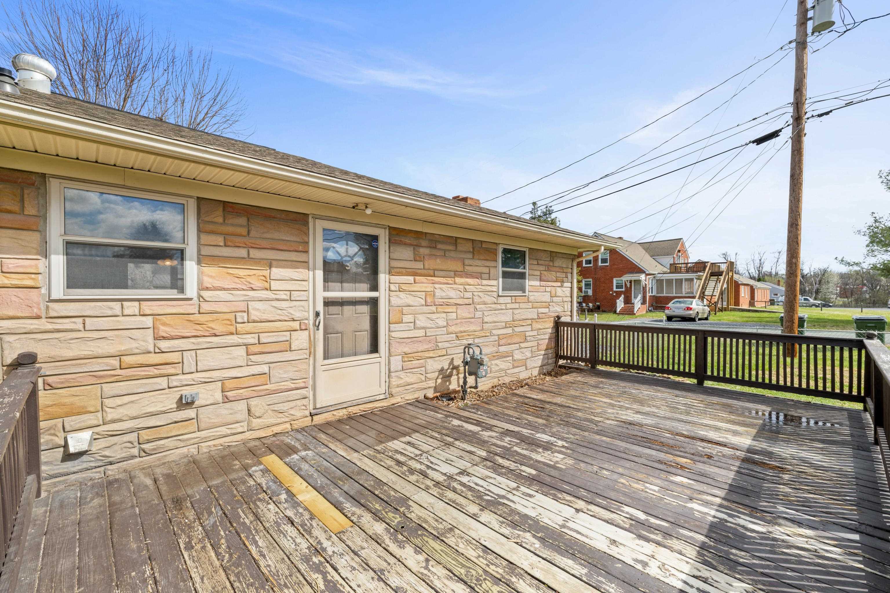 72 TINKLING SPRINGS RD