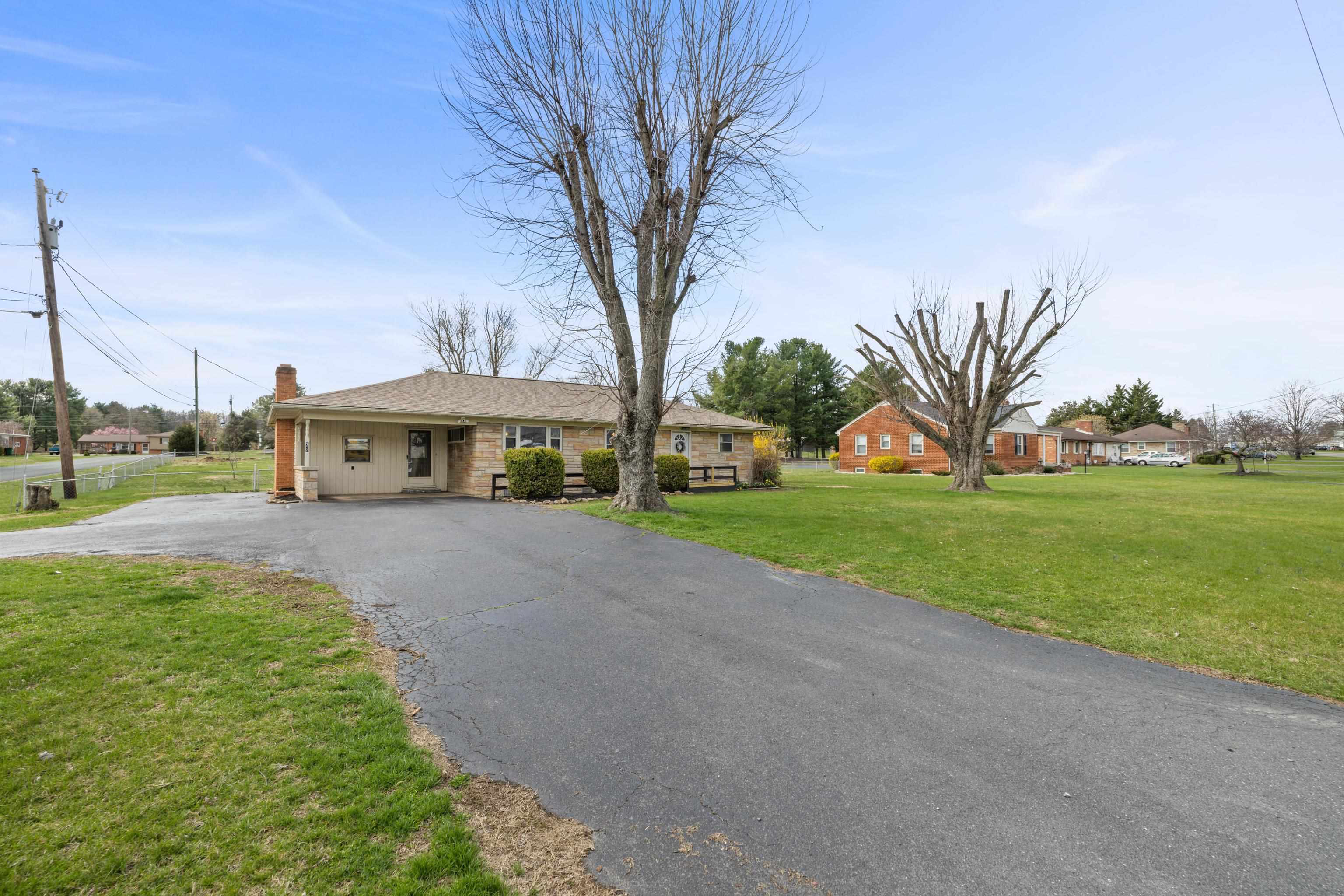 72 TINKLING SPRINGS RD