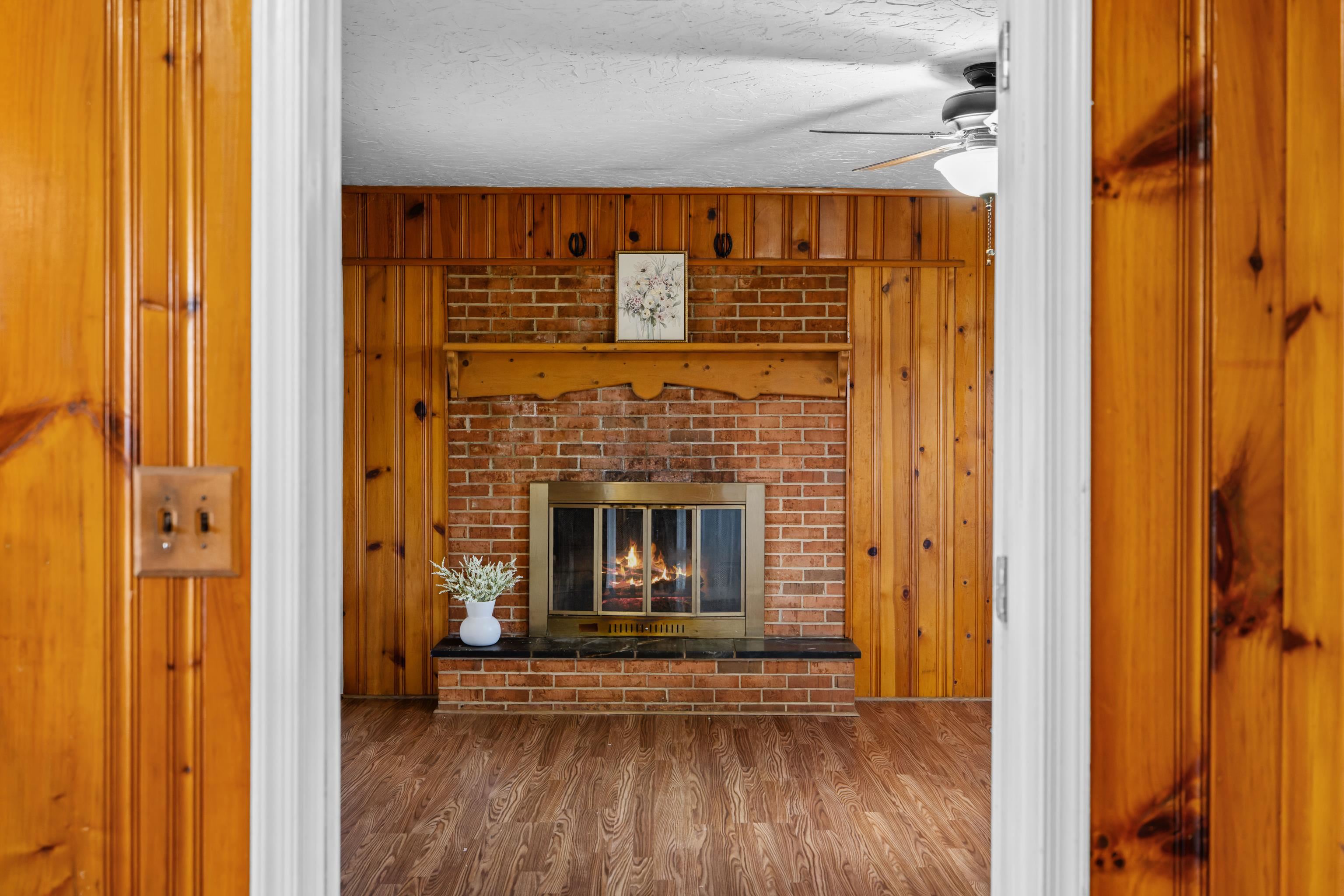 72 TINKLING SPRINGS RD