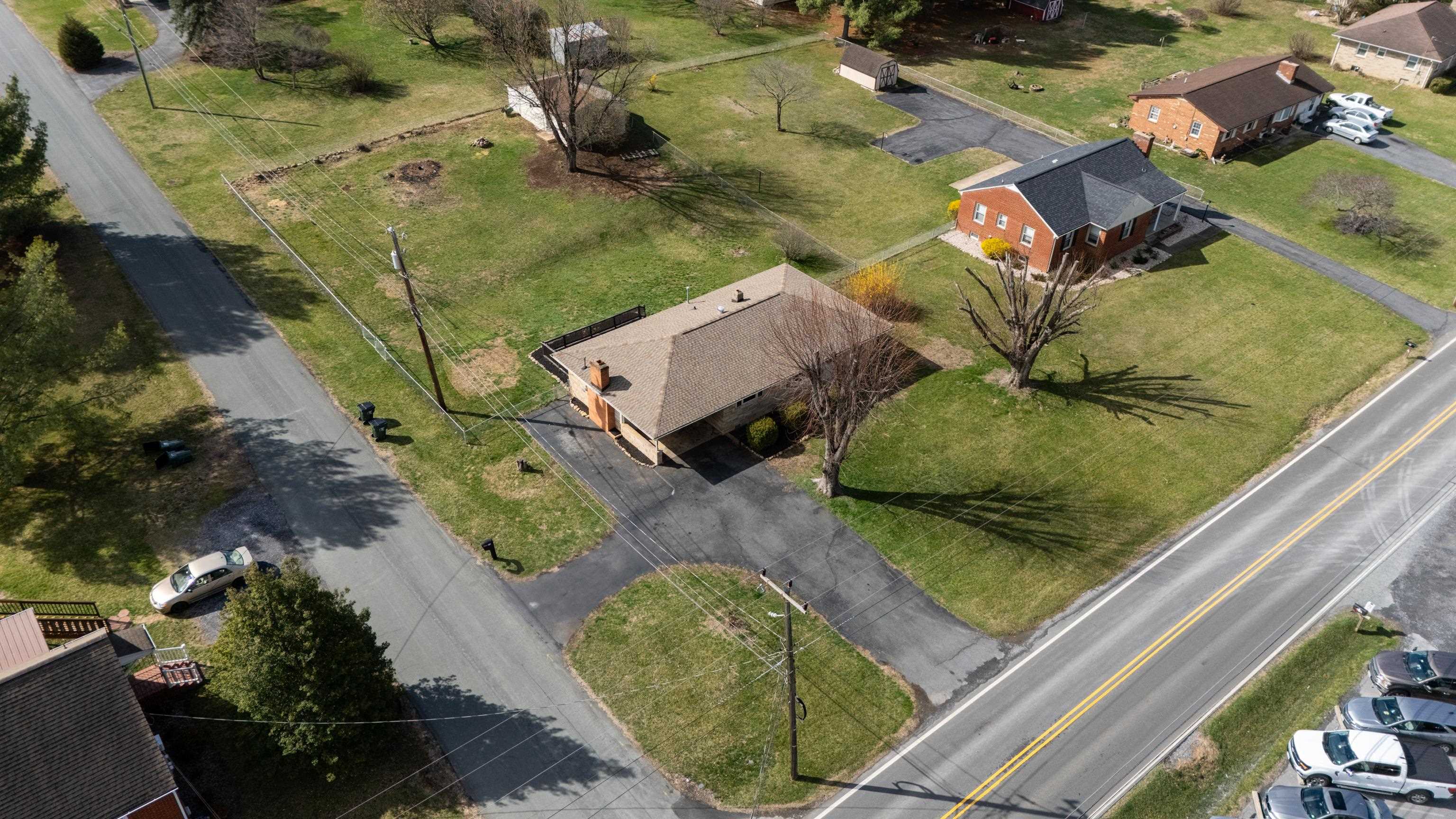 72 TINKLING SPRINGS RD