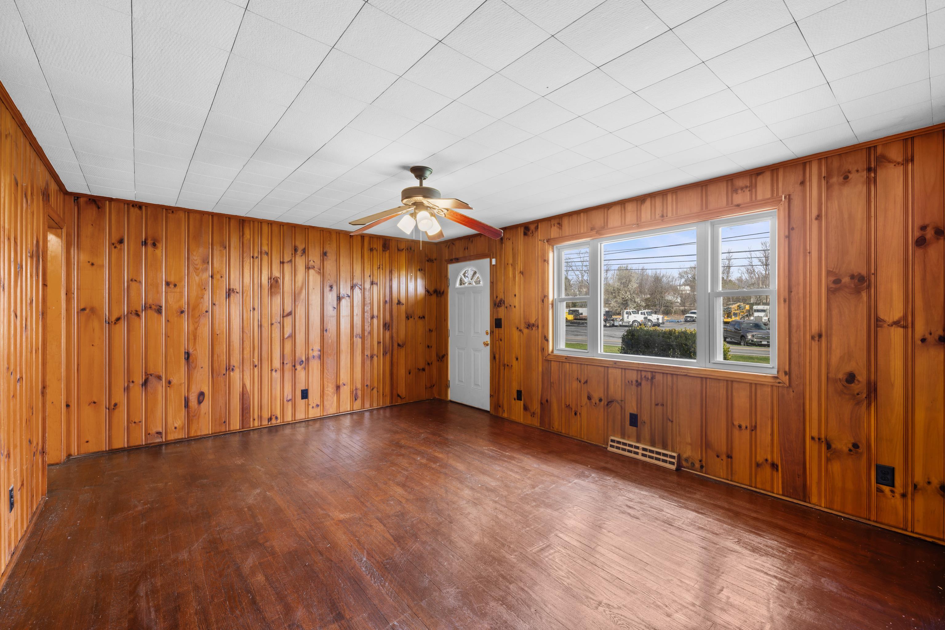 72 TINKLING SPRINGS RD