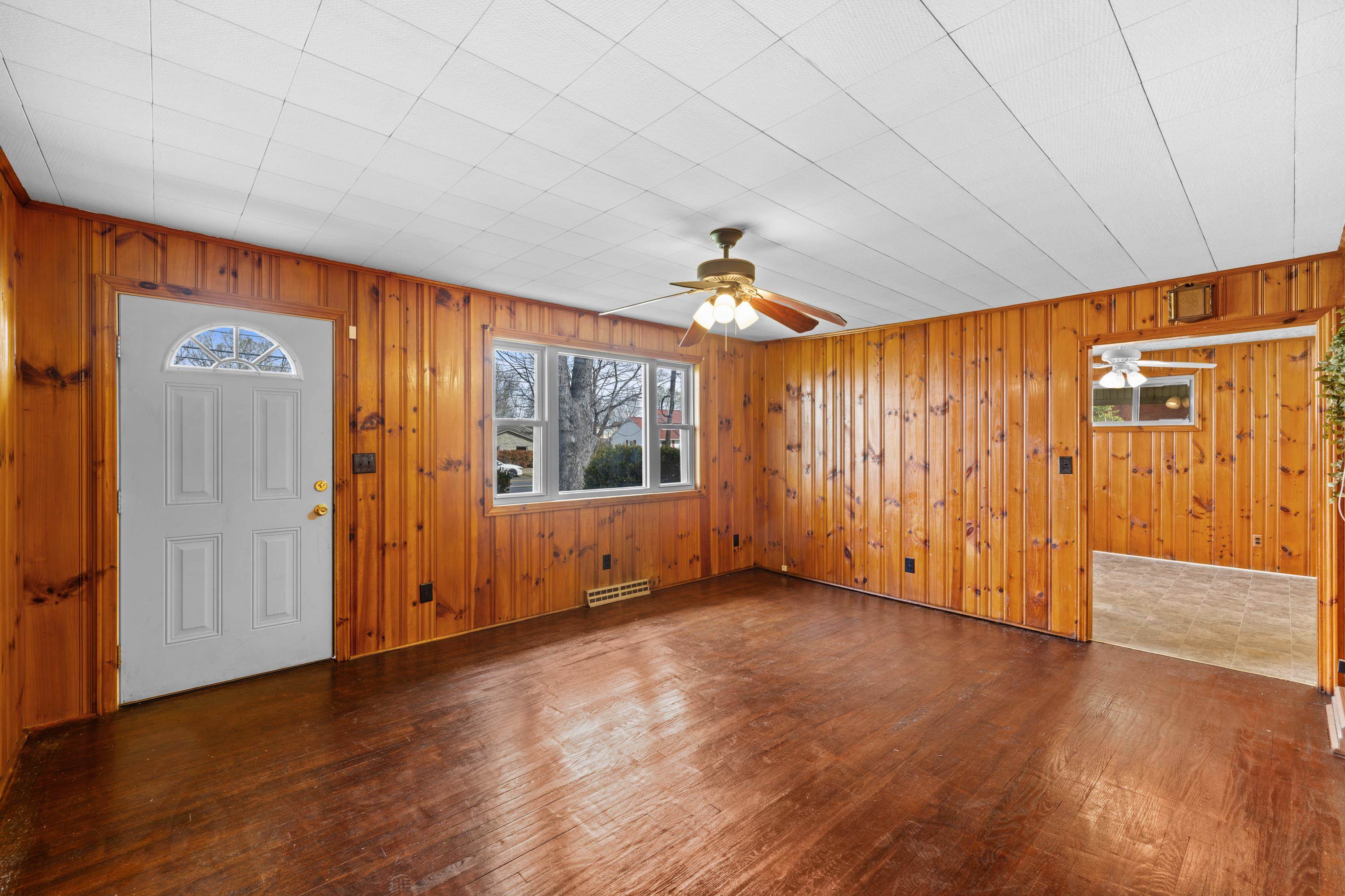 72 TINKLING SPRINGS RD