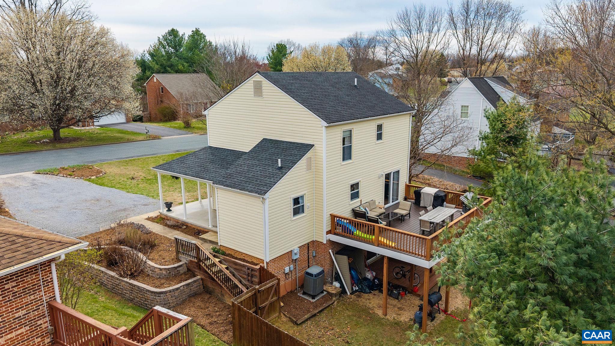 205 YOUNT AVE