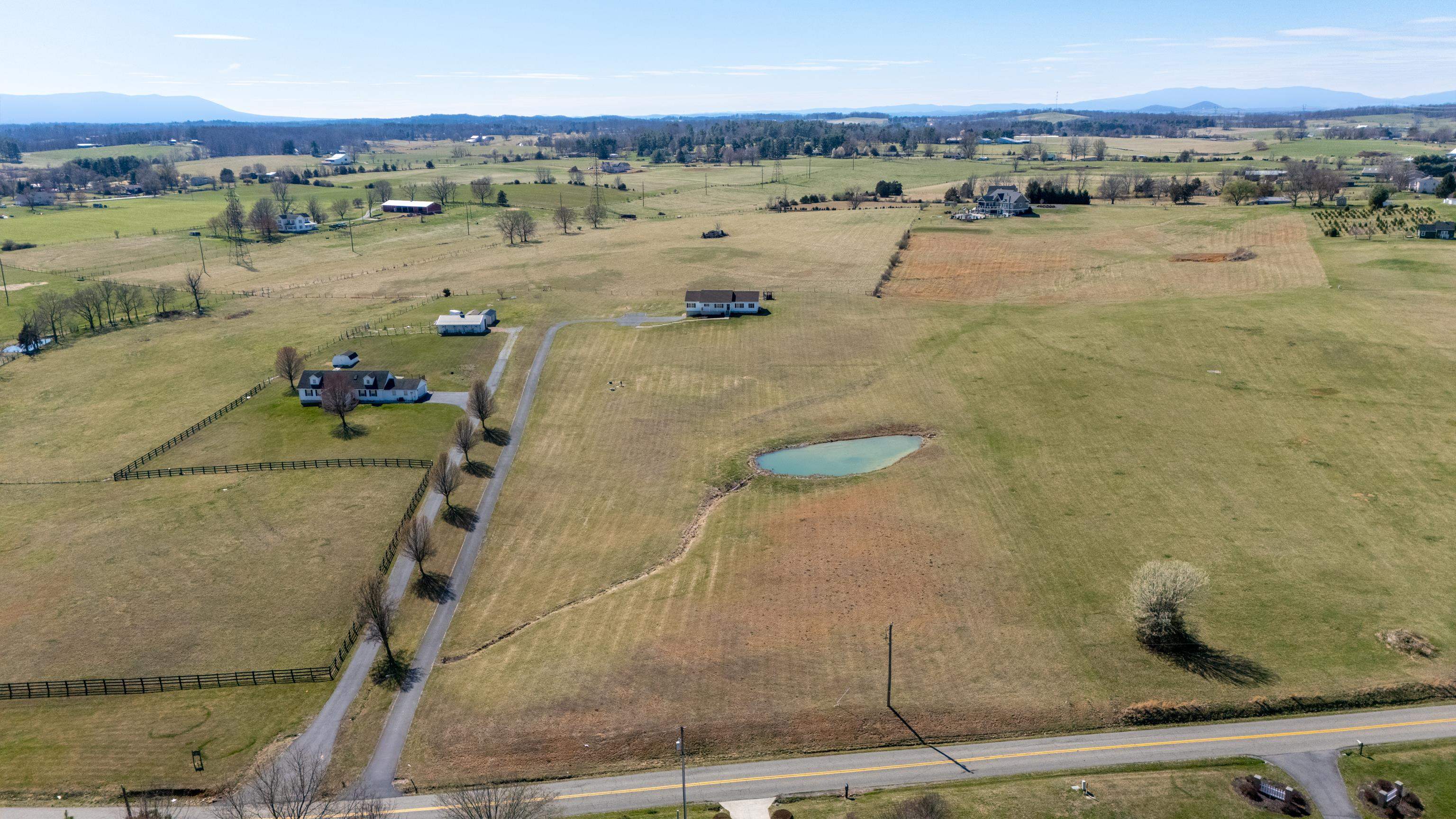 810 ROCKFISH RD