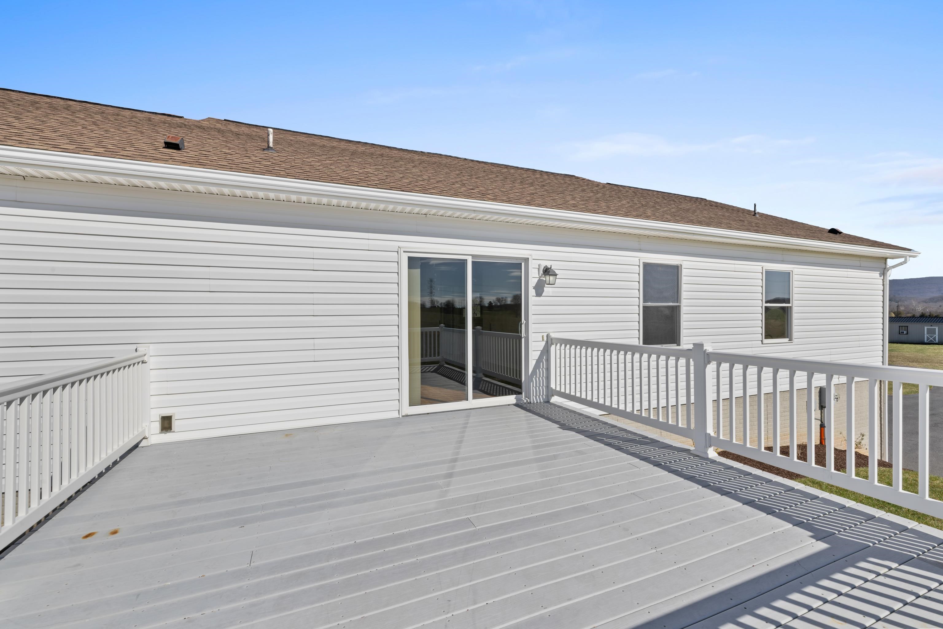 810 ROCKFISH RD