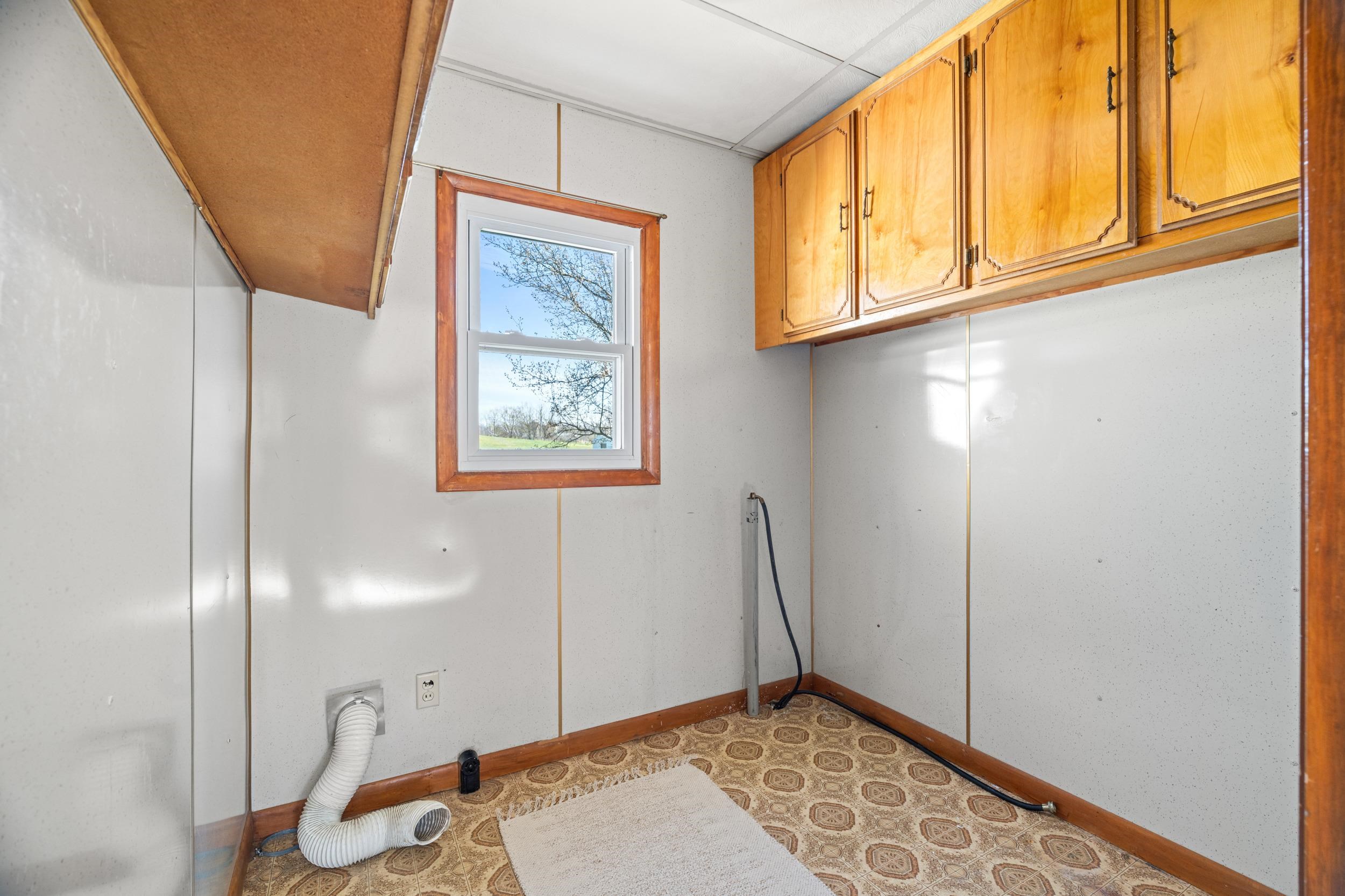 25 TILT HAMMER CIR
