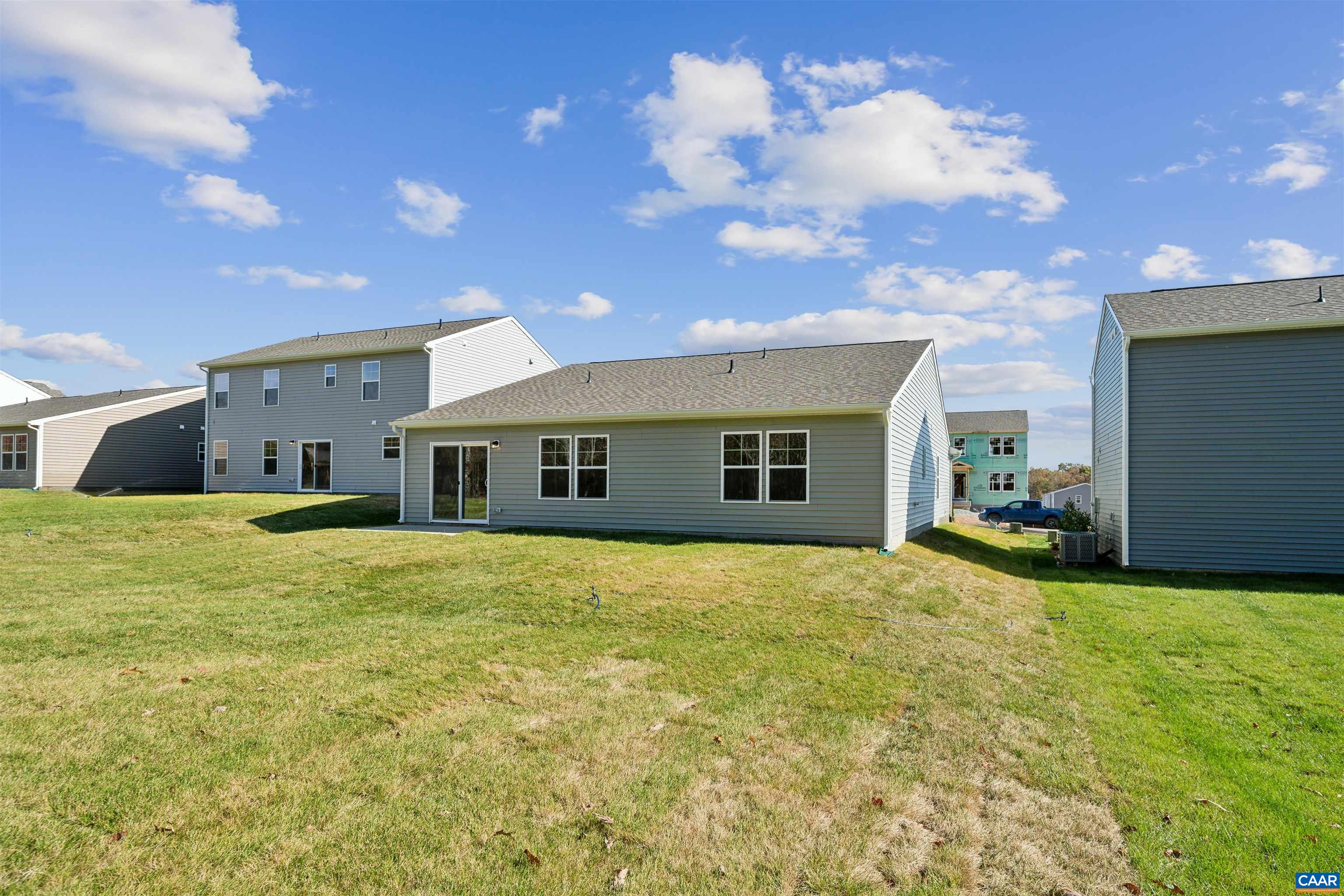 397 HORSE PATH DR