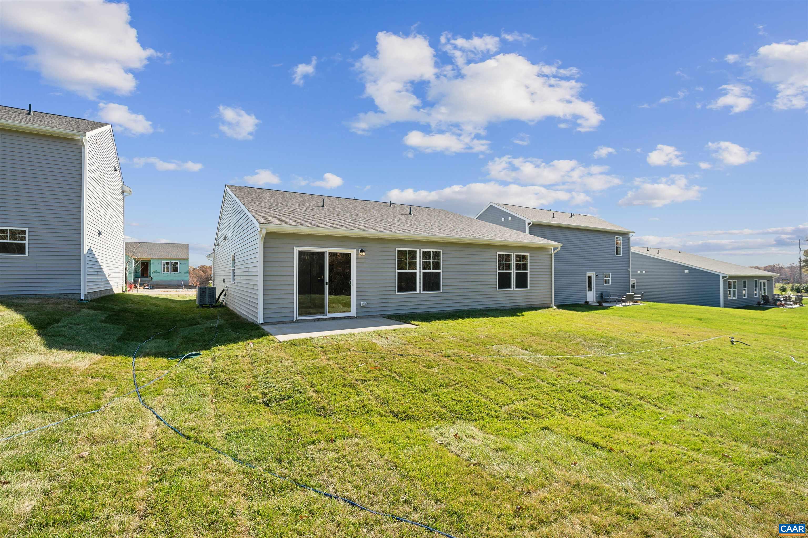 397 HORSE PATH DR